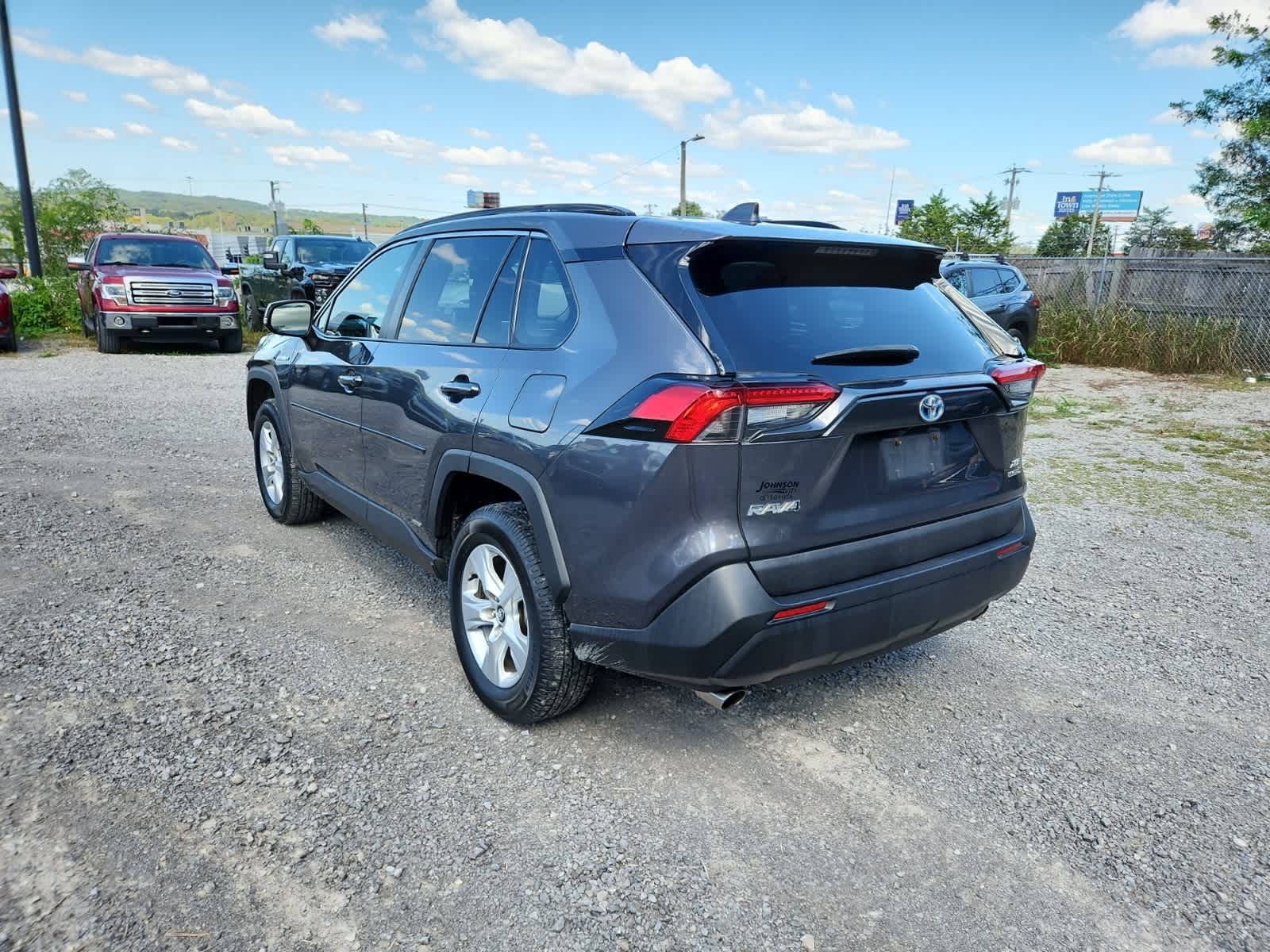Thumbnail: 2020 Toyota RAV4 - 3