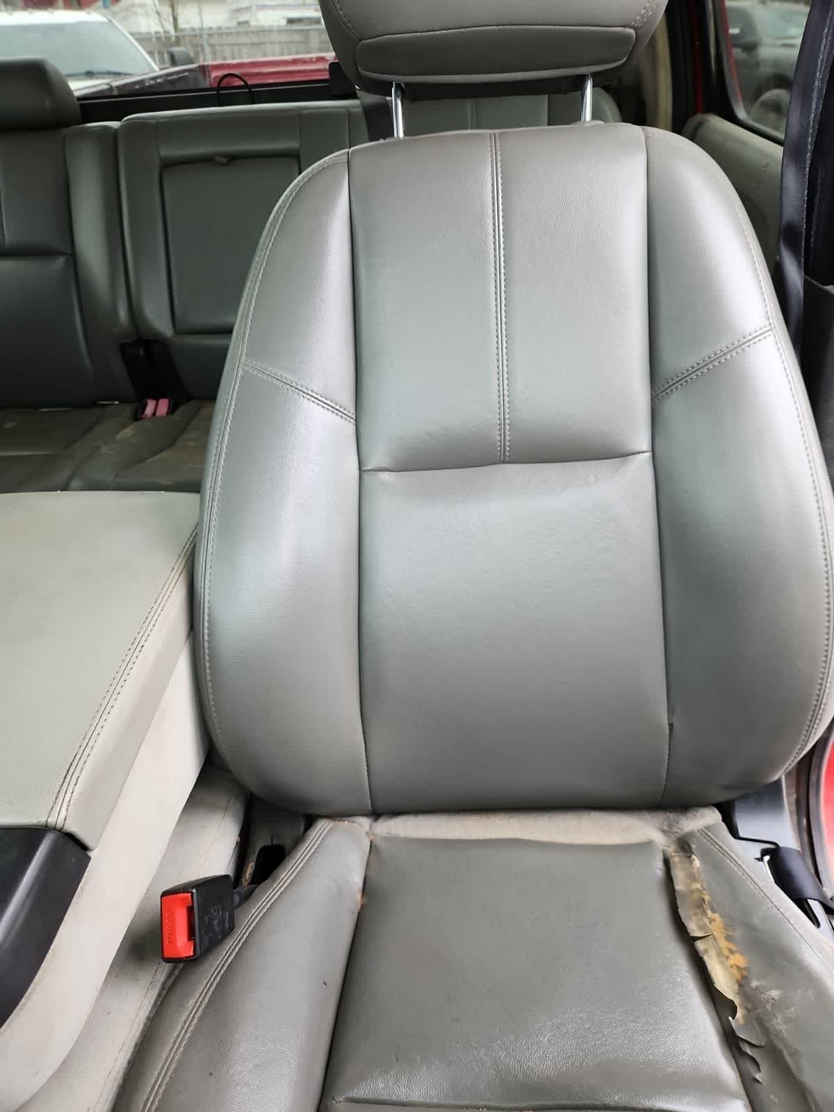 Thumbnail: 2010 Chevrolet Silverado 3500 - 14