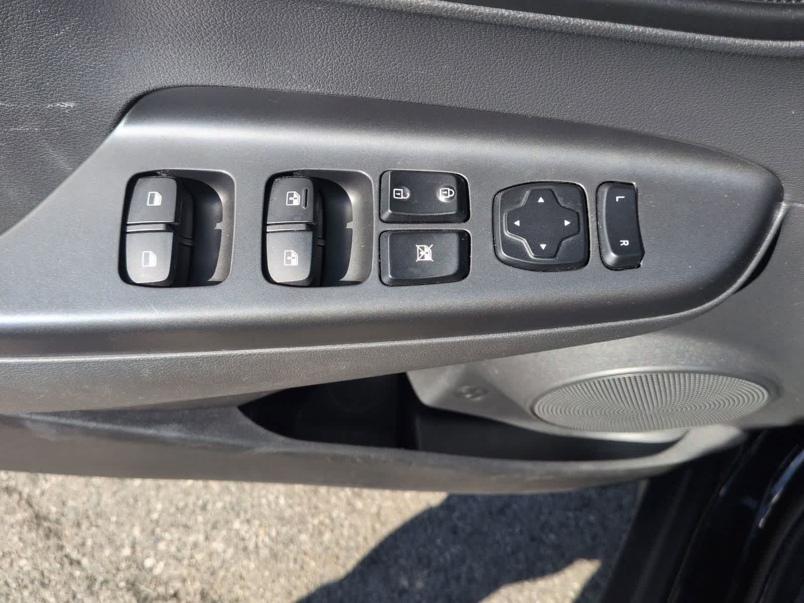 Thumbnail: 2021 Hyundai Kona - 13