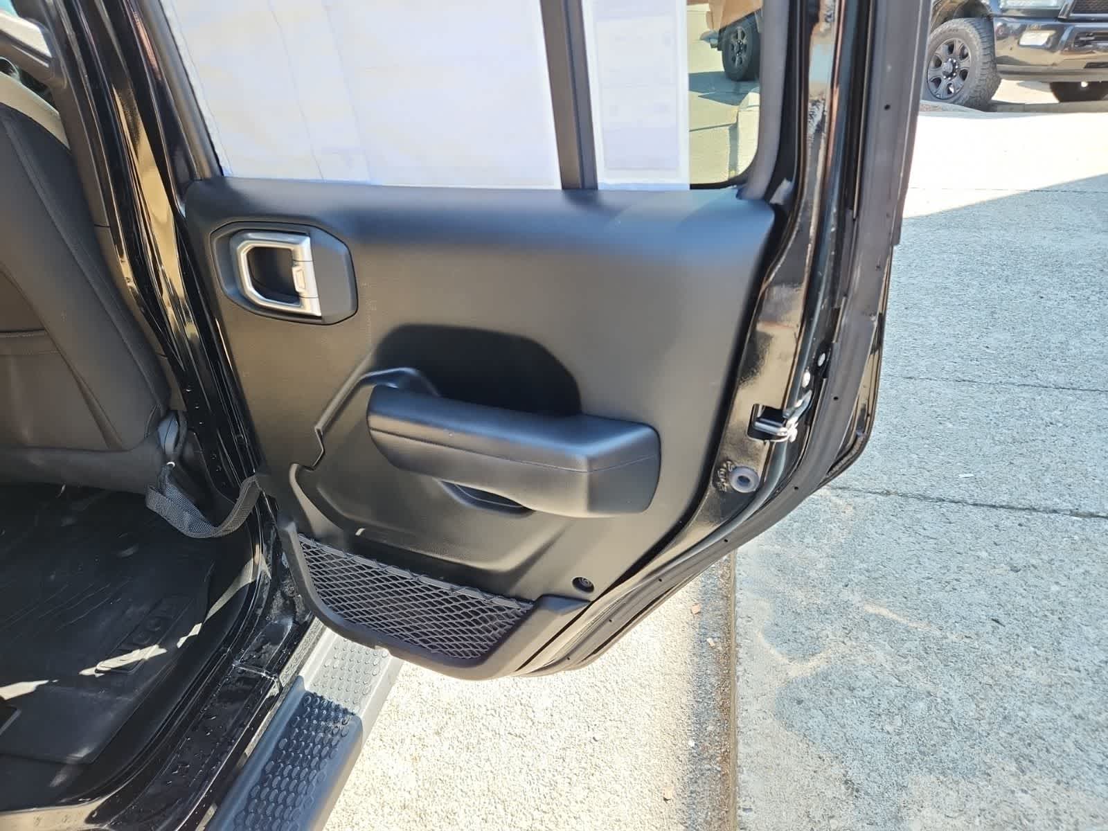 Thumbnail: 2020 Jeep Wrangler - 24