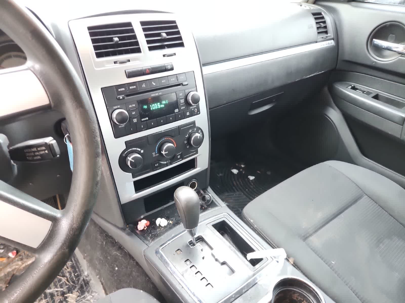 Thumbnail: 2010 Dodge Charger - 10