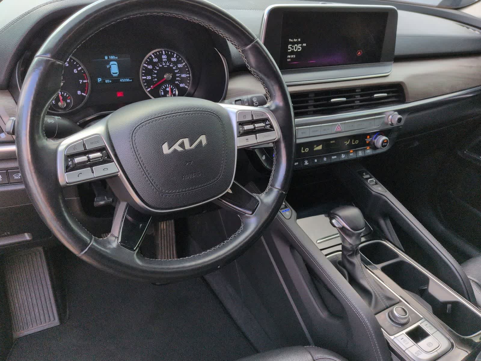 Thumbnail: 2022 Kia Telluride - 10