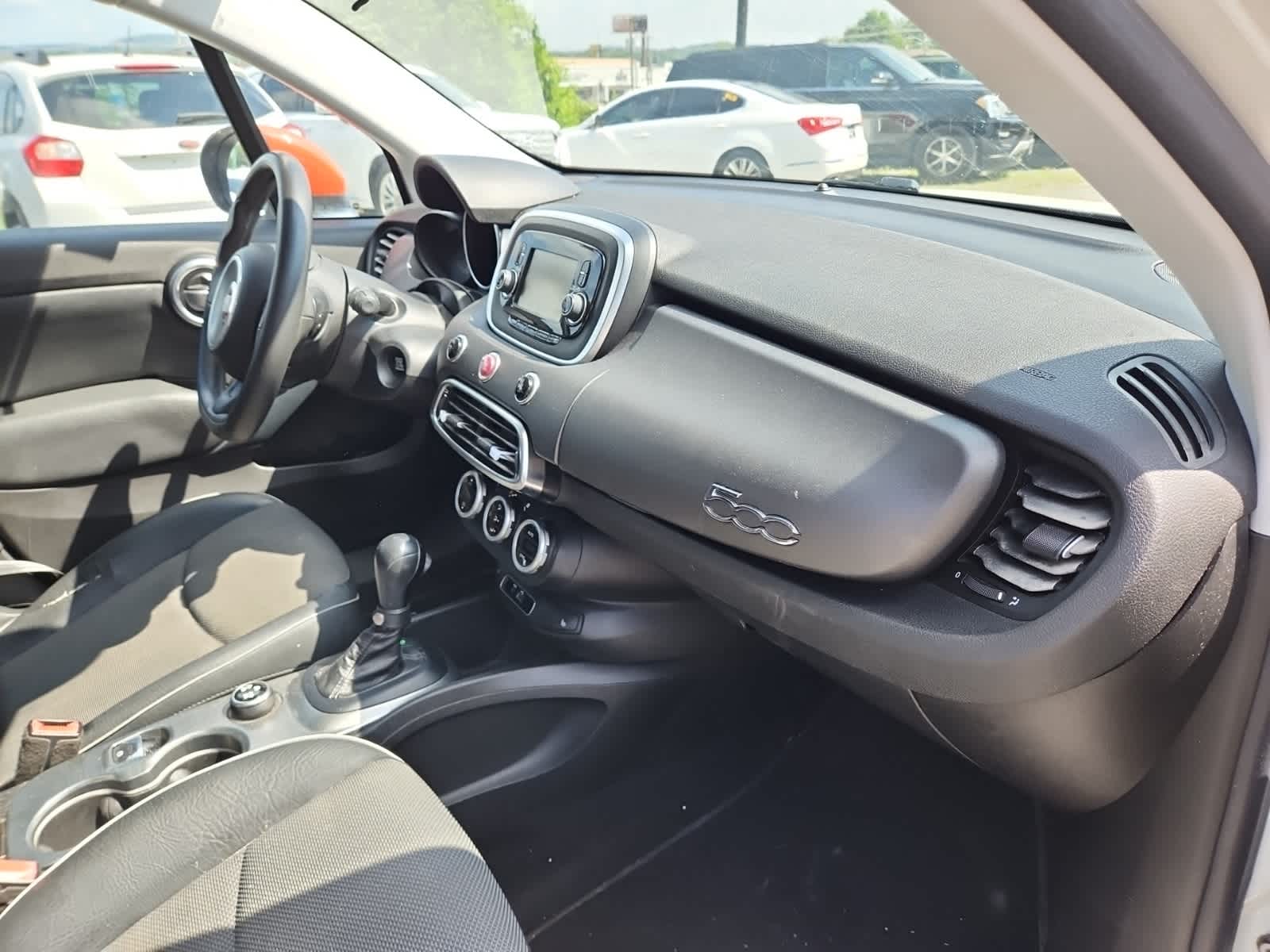 Thumbnail: 2016 Fiat 500X - 17