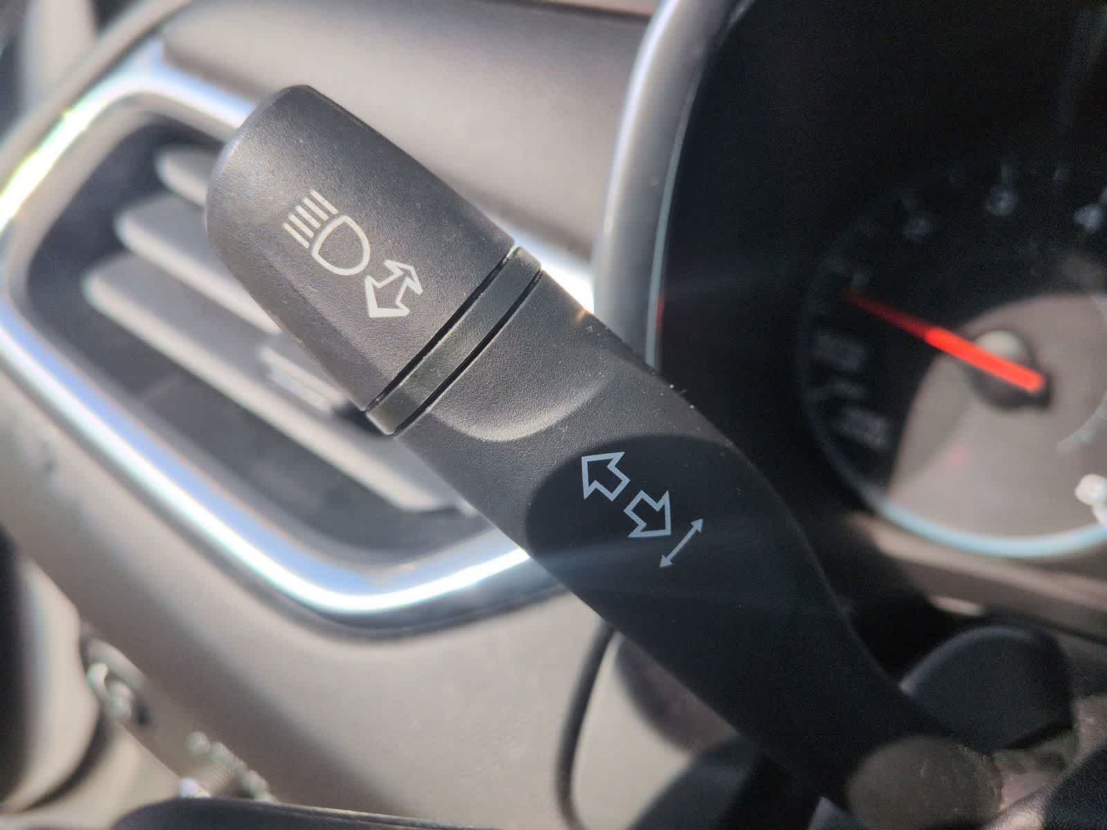 Thumbnail: 2018 Chevrolet Equinox - 25