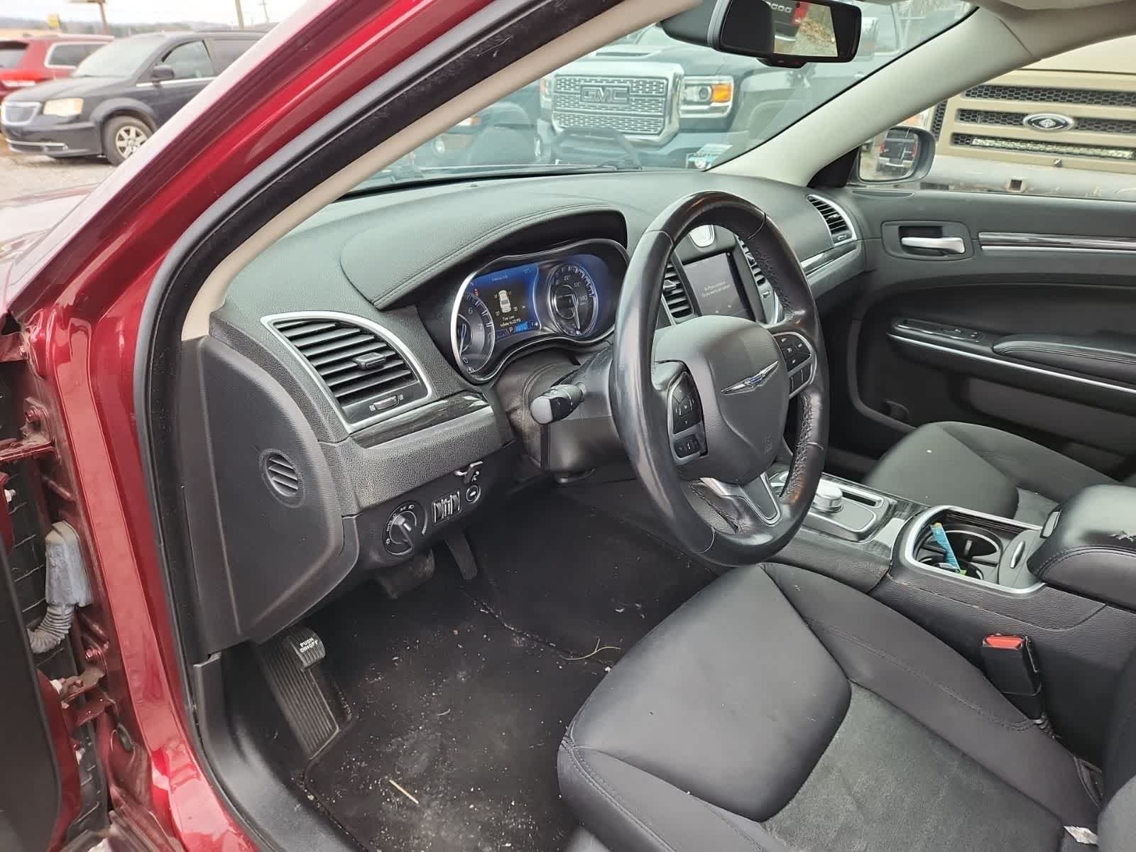 Thumbnail: 2021 Chrysler 300 - 12