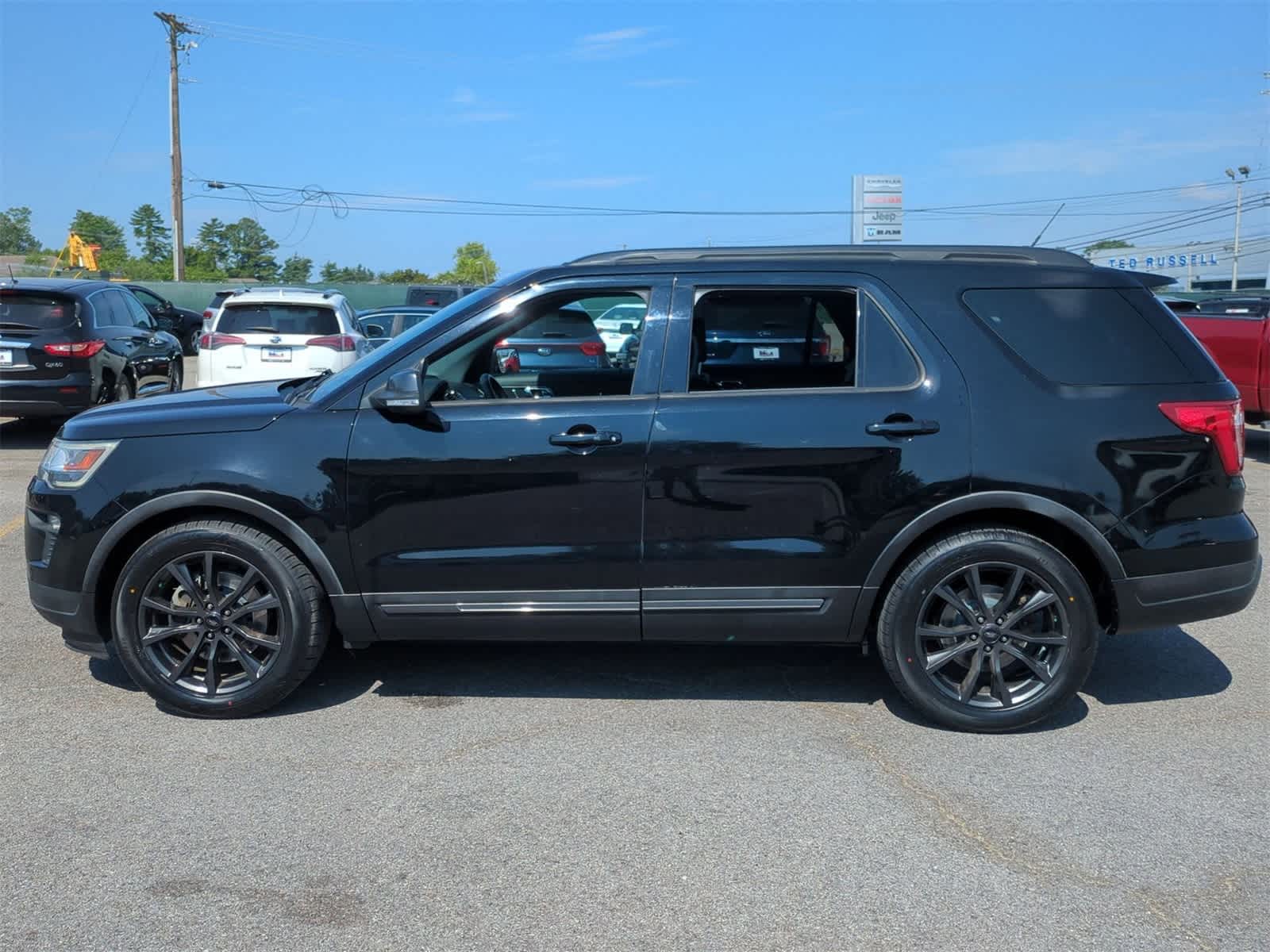 Thumbnail: 2018 Ford Explorer - 5
