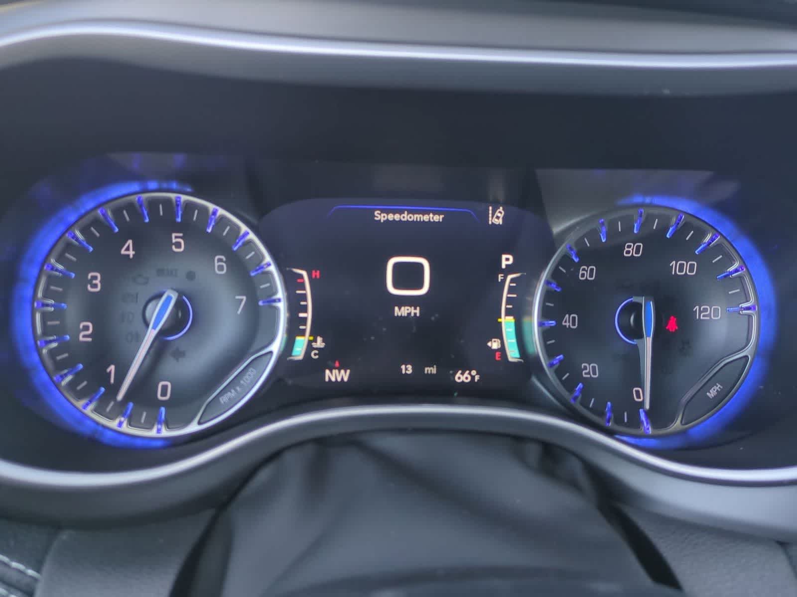 Thumbnail: 2027 Chrysler Pacifica - 32