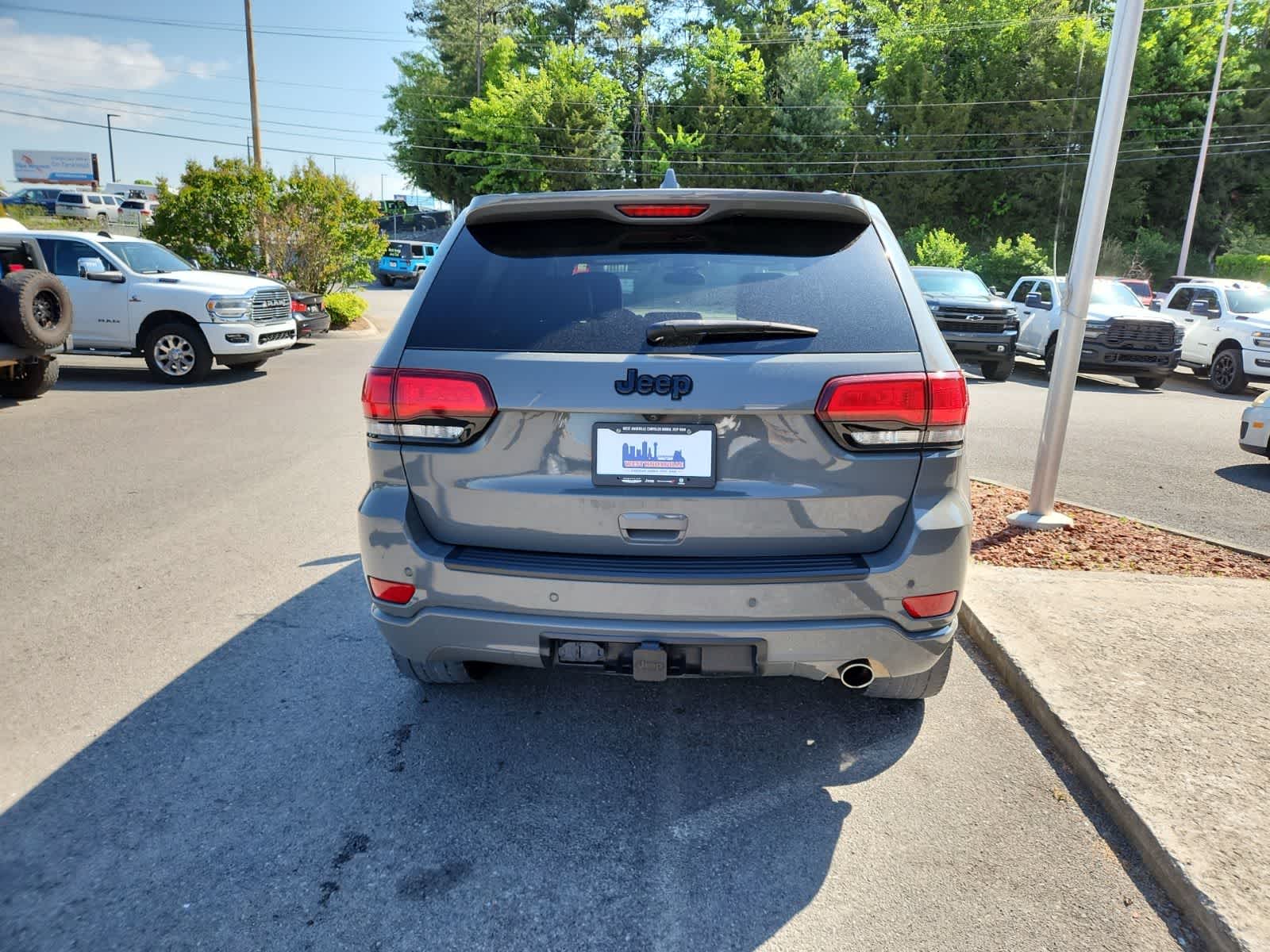 Thumbnail: 2021 Jeep Grand Cherokee - 4