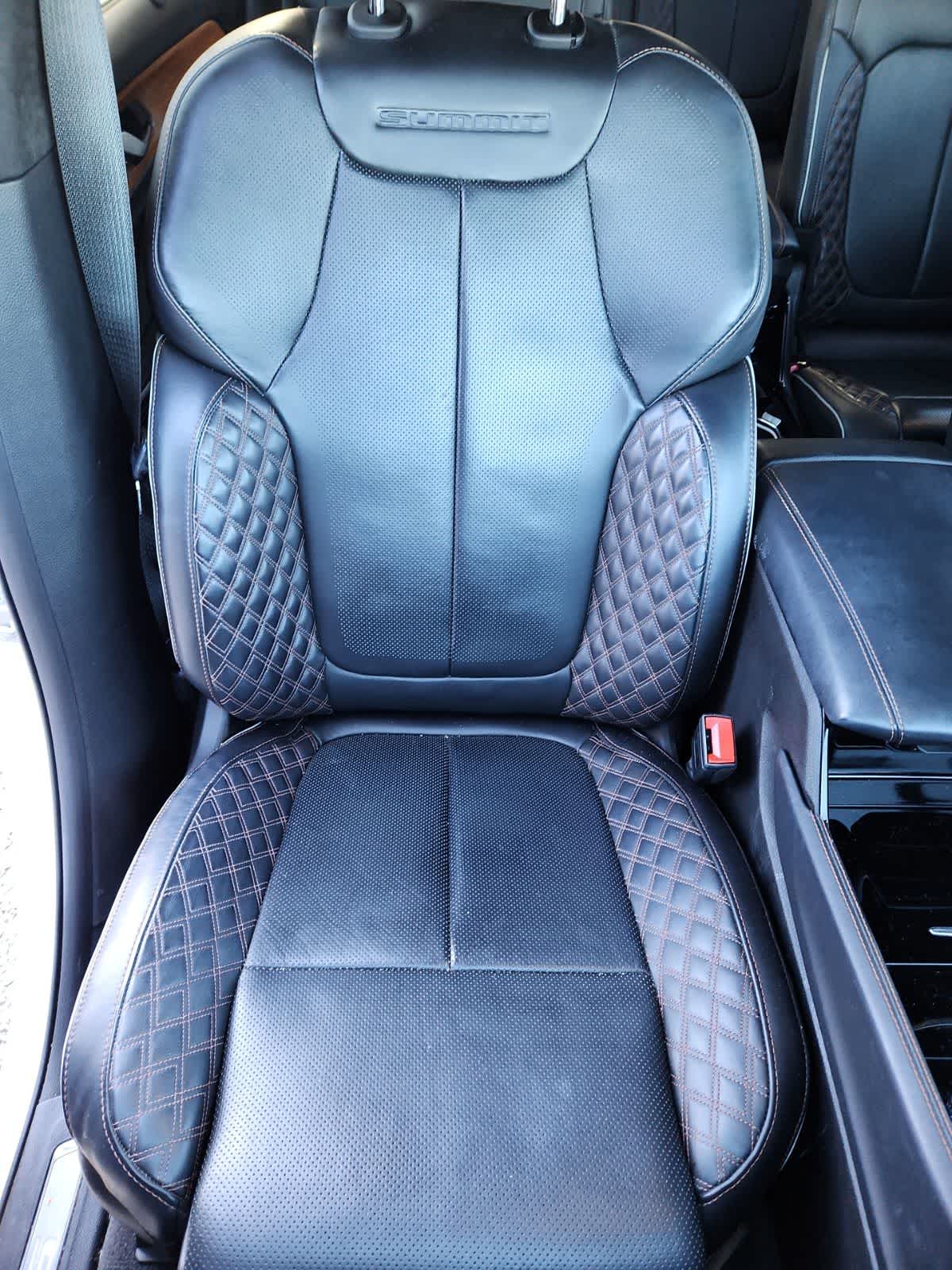 Thumbnail: 2021 Jeep Grand Cherokee L - 18