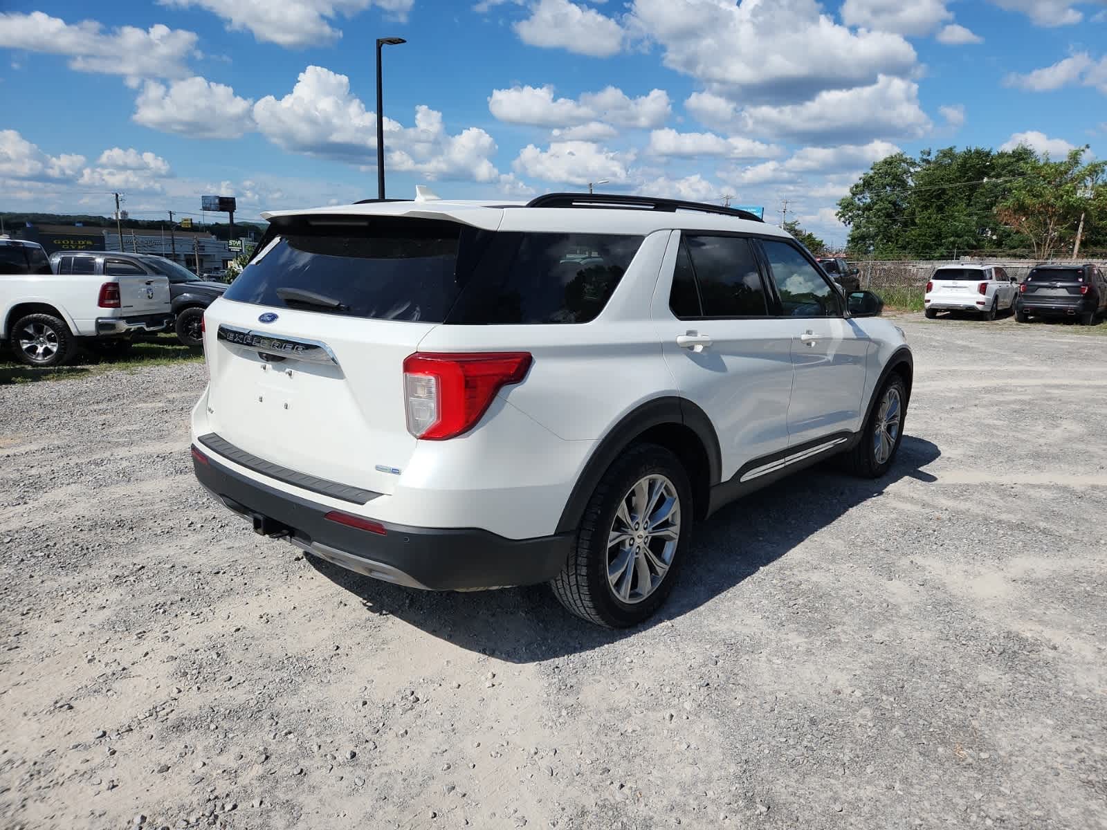 Thumbnail: 2020 Ford Explorer - 5