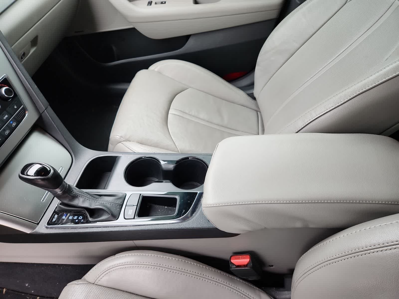 Thumbnail: 2015 Hyundai Sonata - 11