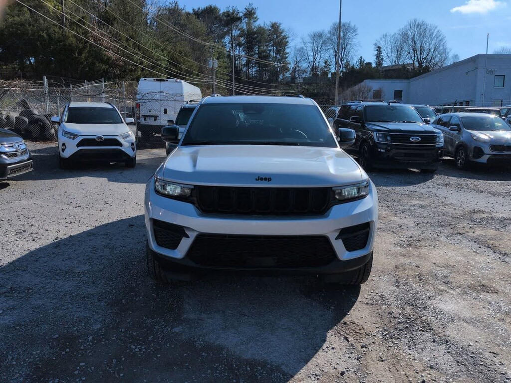 New 2025 Jeep Grand Cherokee Altitude X SUV