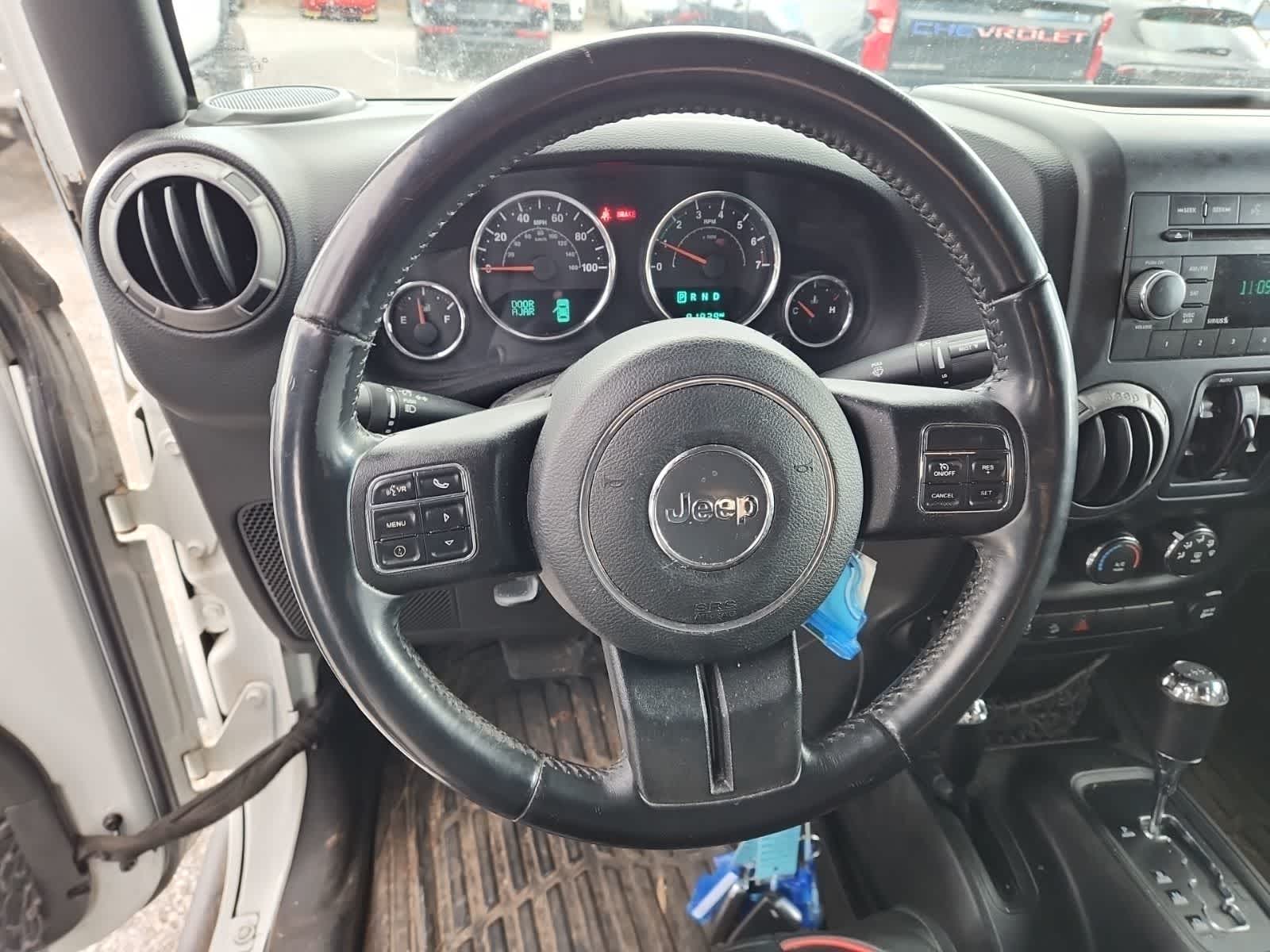 Thumbnail: 2016 Jeep Wrangler - 13