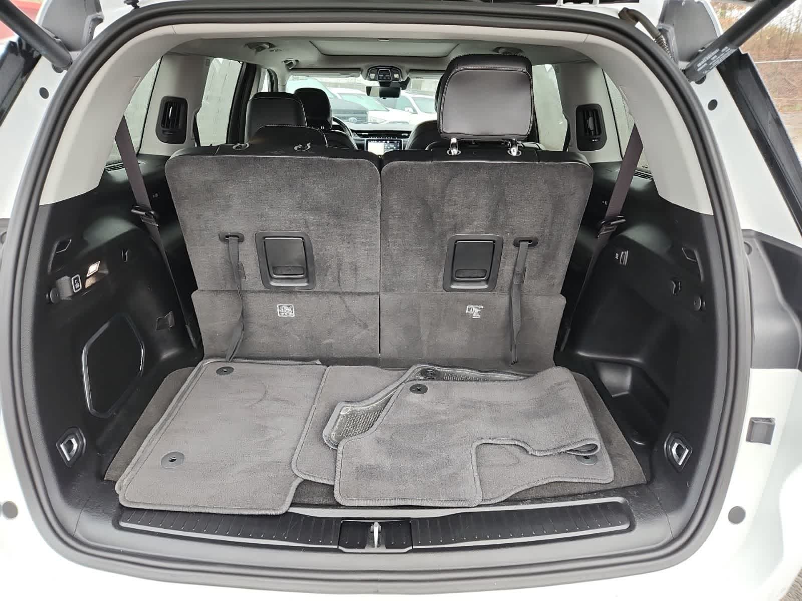 Thumbnail: 2021 Jeep Grand Cherokee L - 25