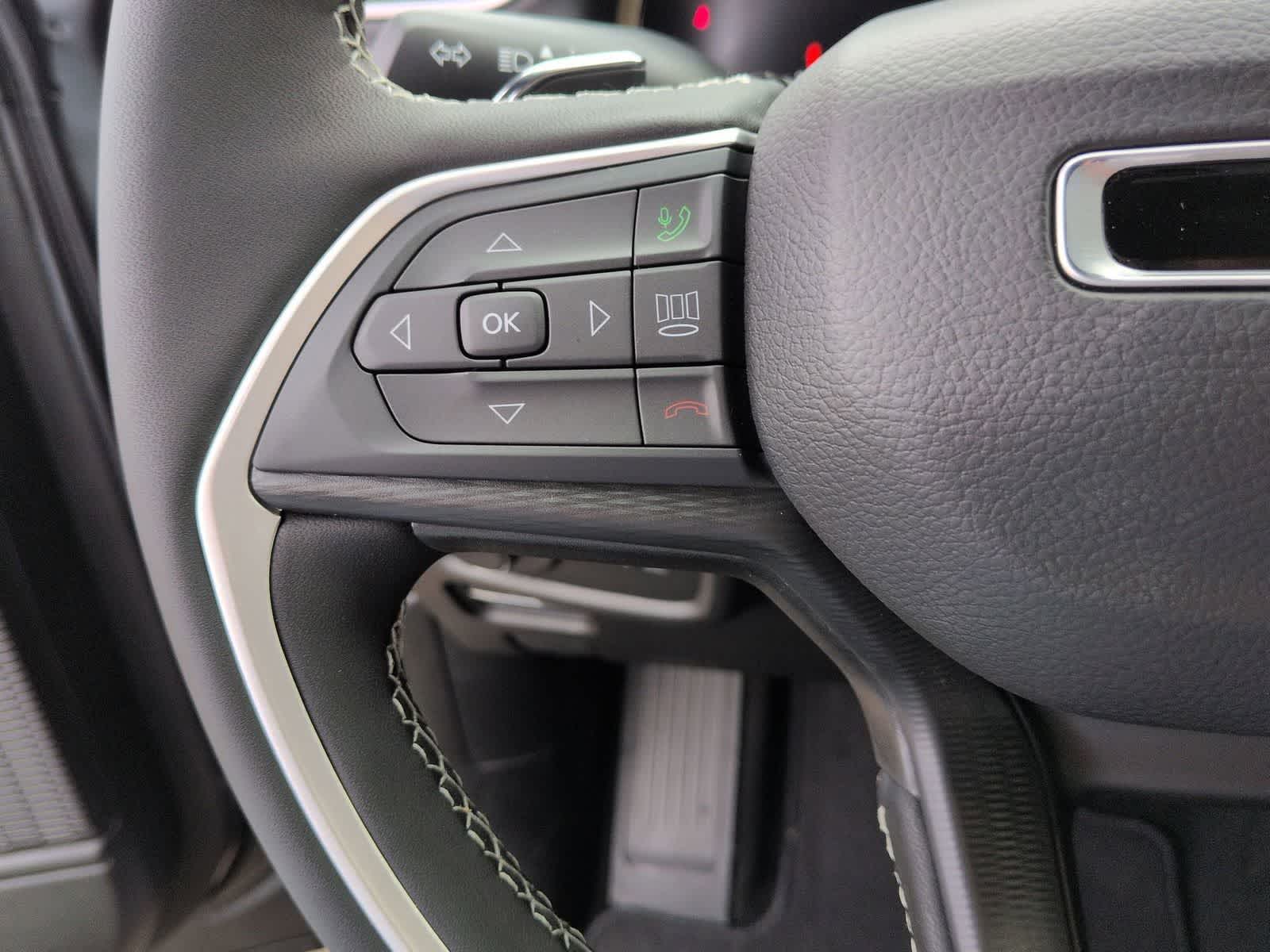 Thumbnail: 2025 Jeep Grand Cherokee L - 22