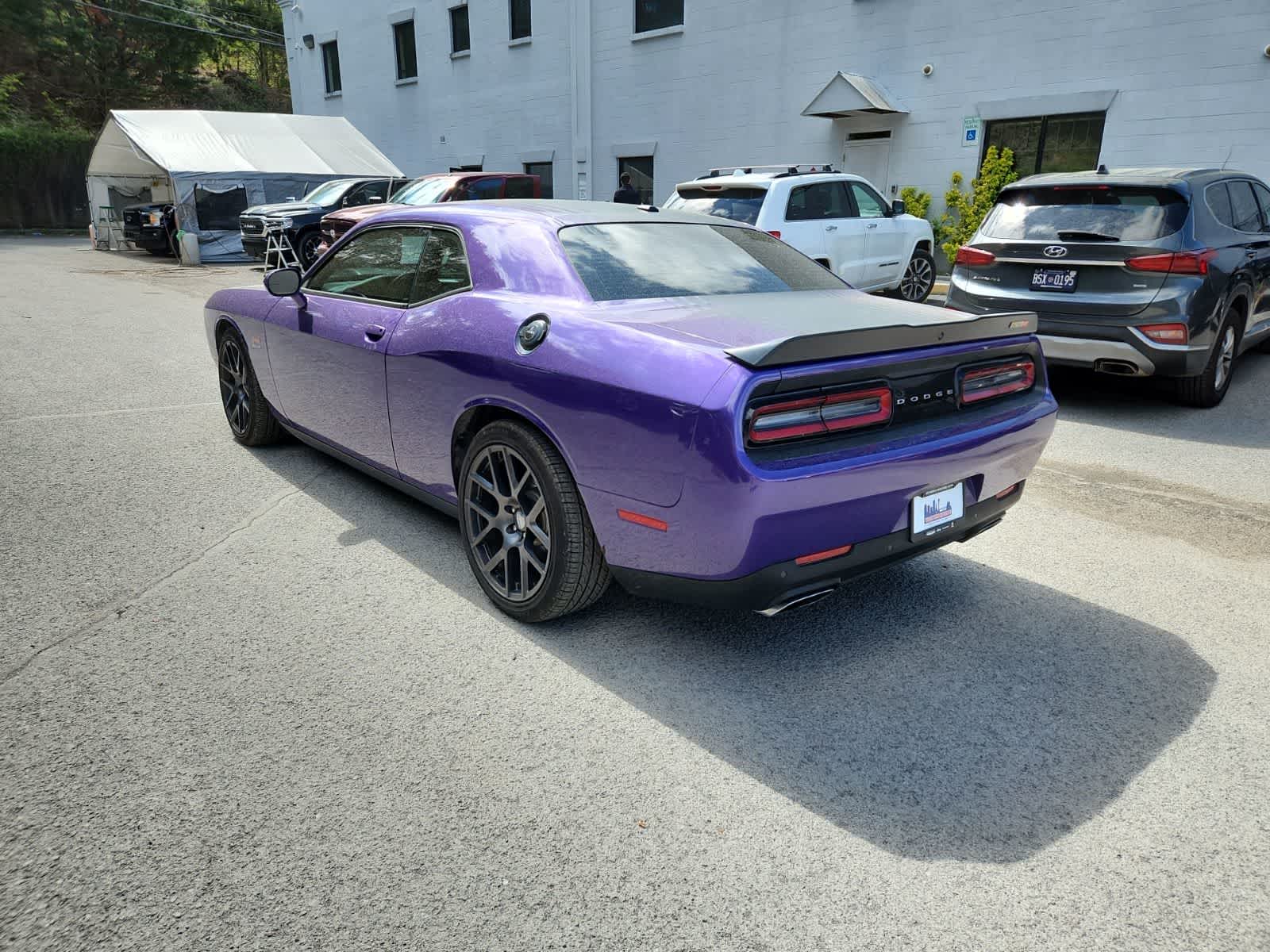 Thumbnail: 2016 Dodge Challenger - 3