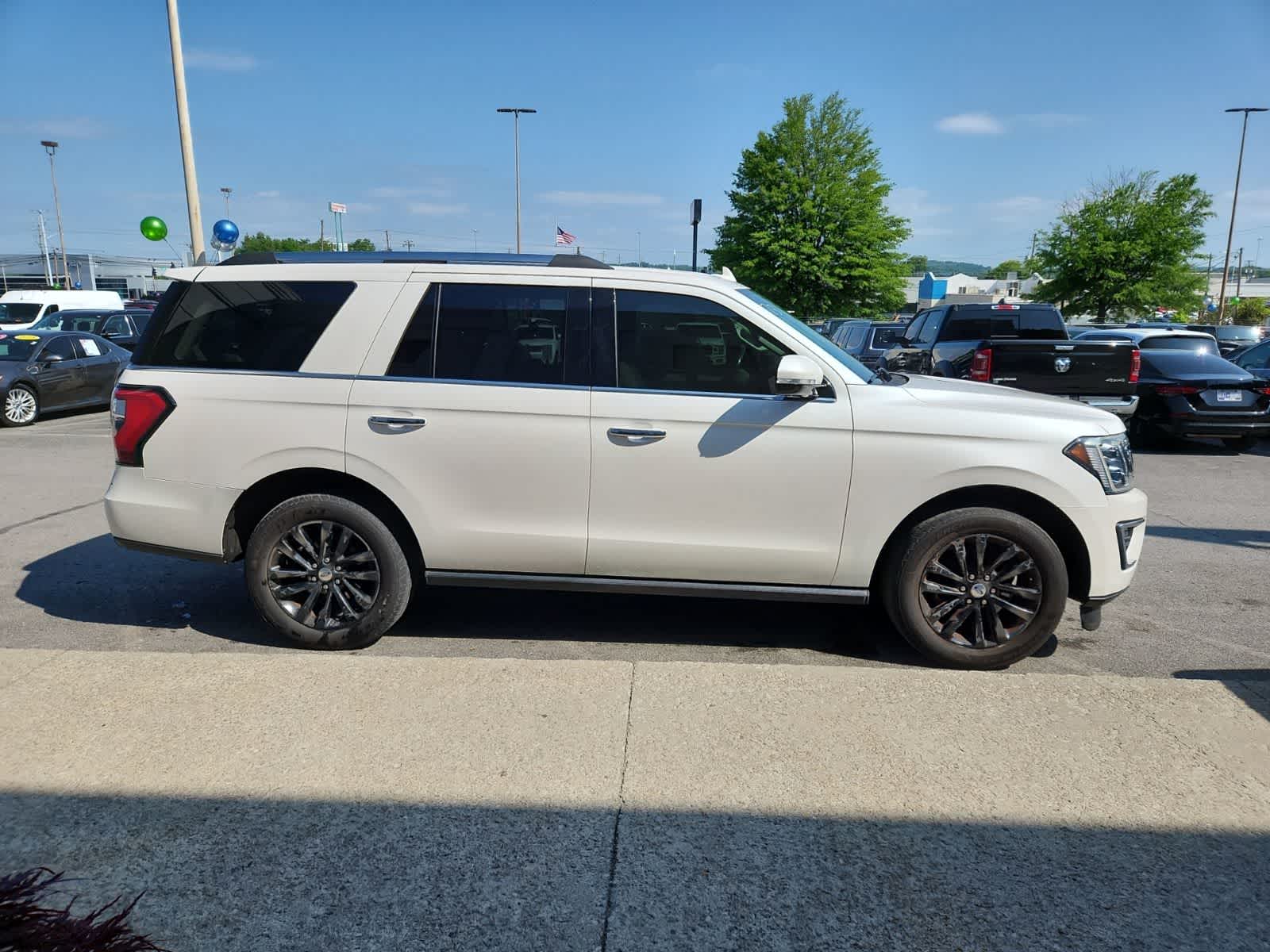 Thumbnail: 2019 Ford Expedition - 6
