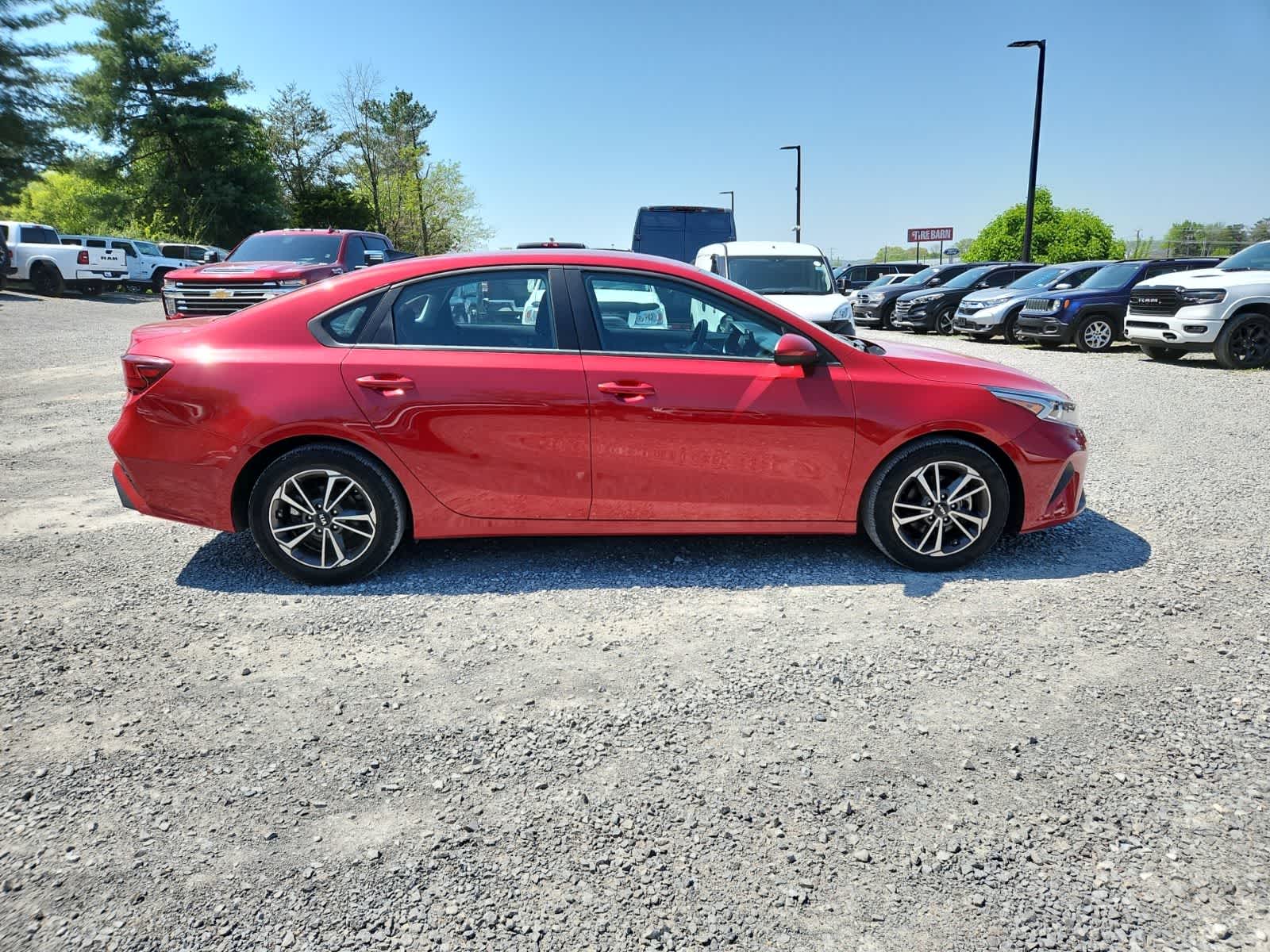 Thumbnail: 2023 Kia Forte - 6