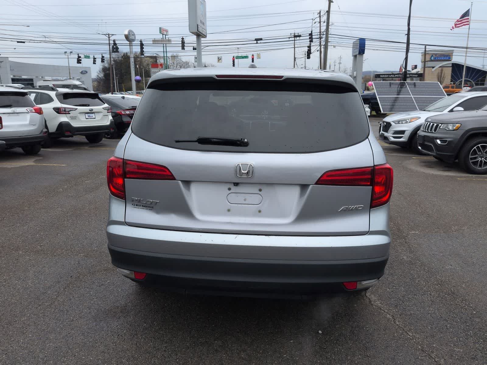 Thumbnail: 2018 Honda Pilot - 7