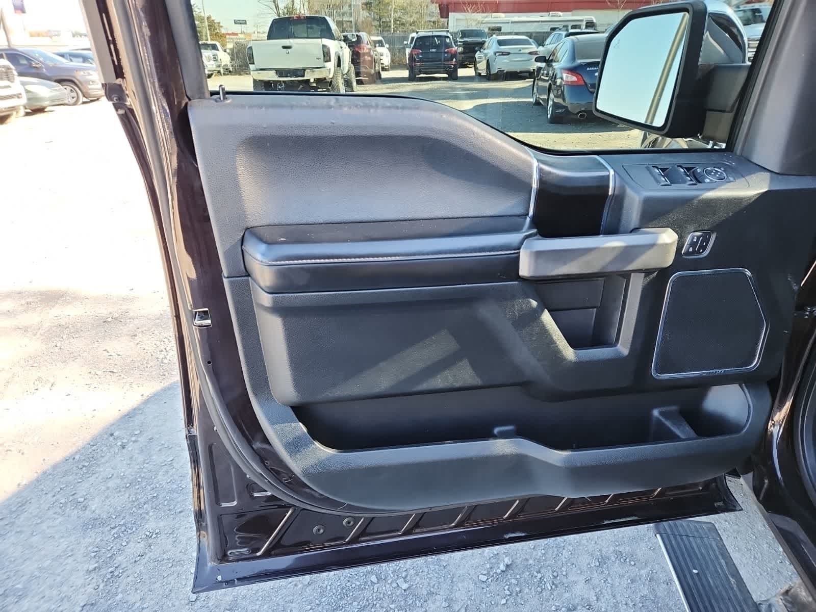 Thumbnail: 2019 Ford F-150 - 16