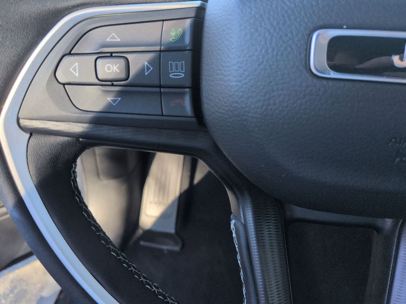 Thumbnail: 2025 Jeep Grand Cherokee L - 22