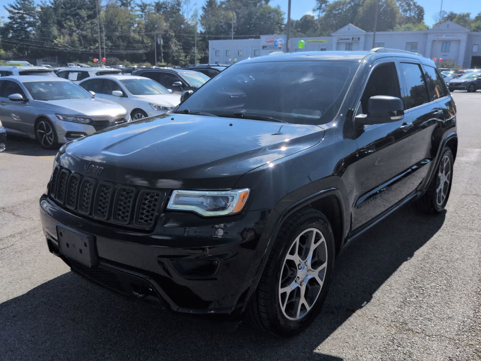 Thumbnail: 2020 Jeep Grand Cherokee - 4