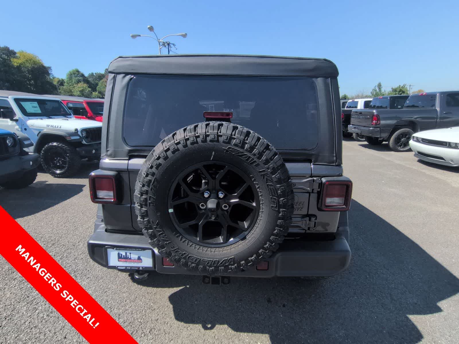 Thumbnail: 2025 Jeep Wrangler - 7