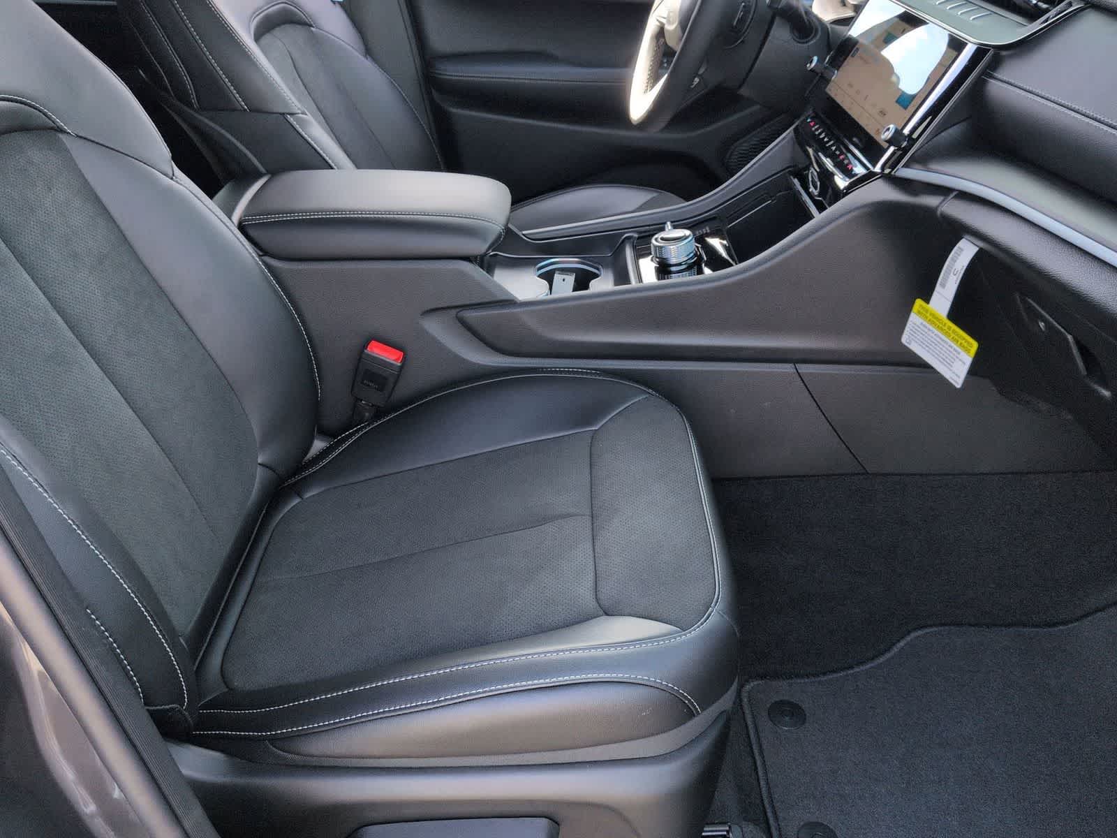 Thumbnail: 2026 Jeep Grand Cherokee - 16