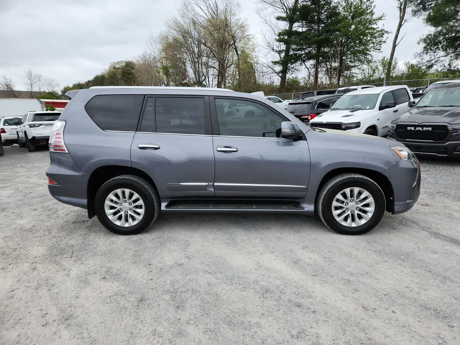 Thumbnail: 2018 Lexus GX - 6