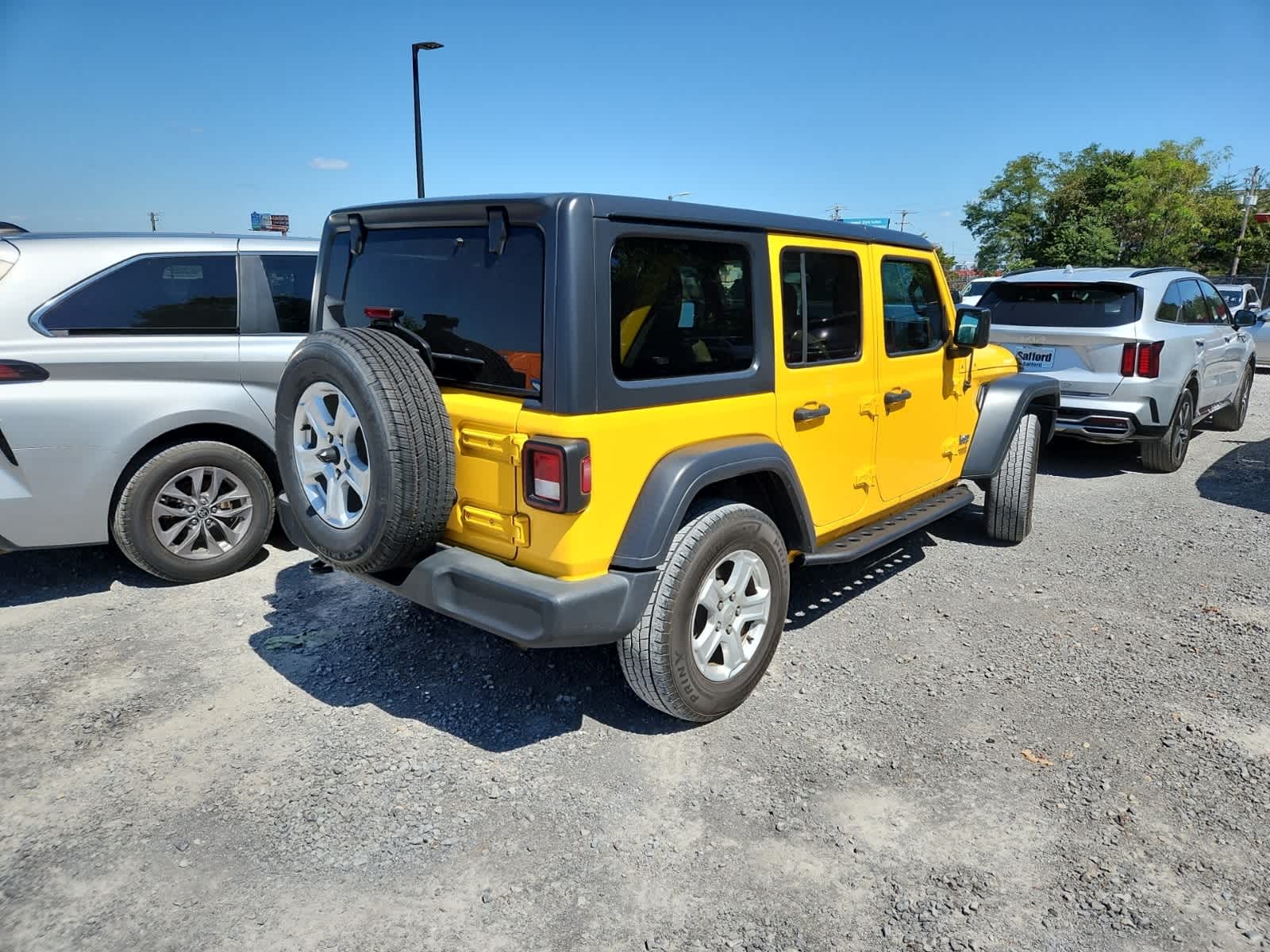 Thumbnail: 2020 Jeep Wrangler - 4