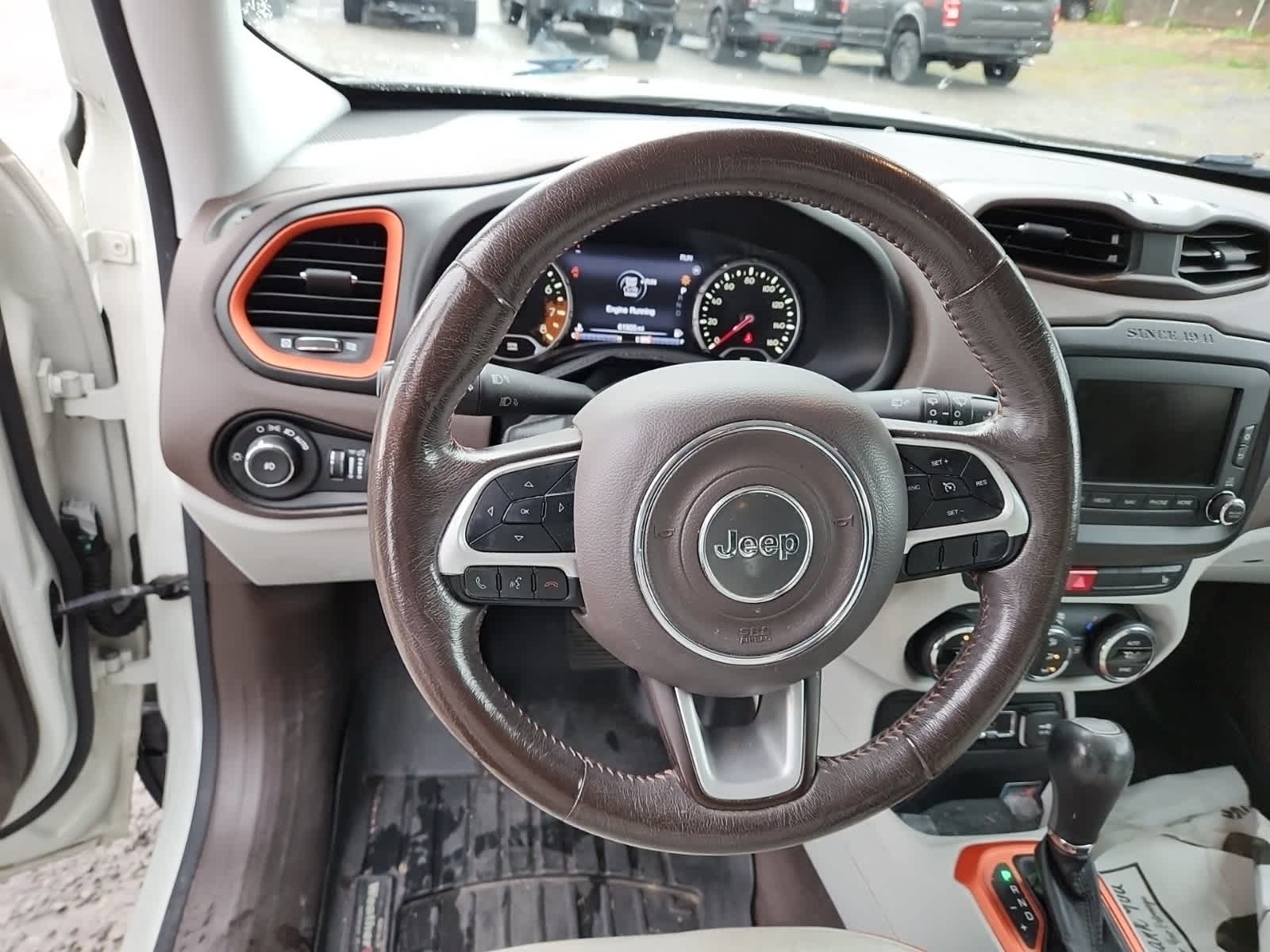 Thumbnail: 2015 Jeep Renegade - 12