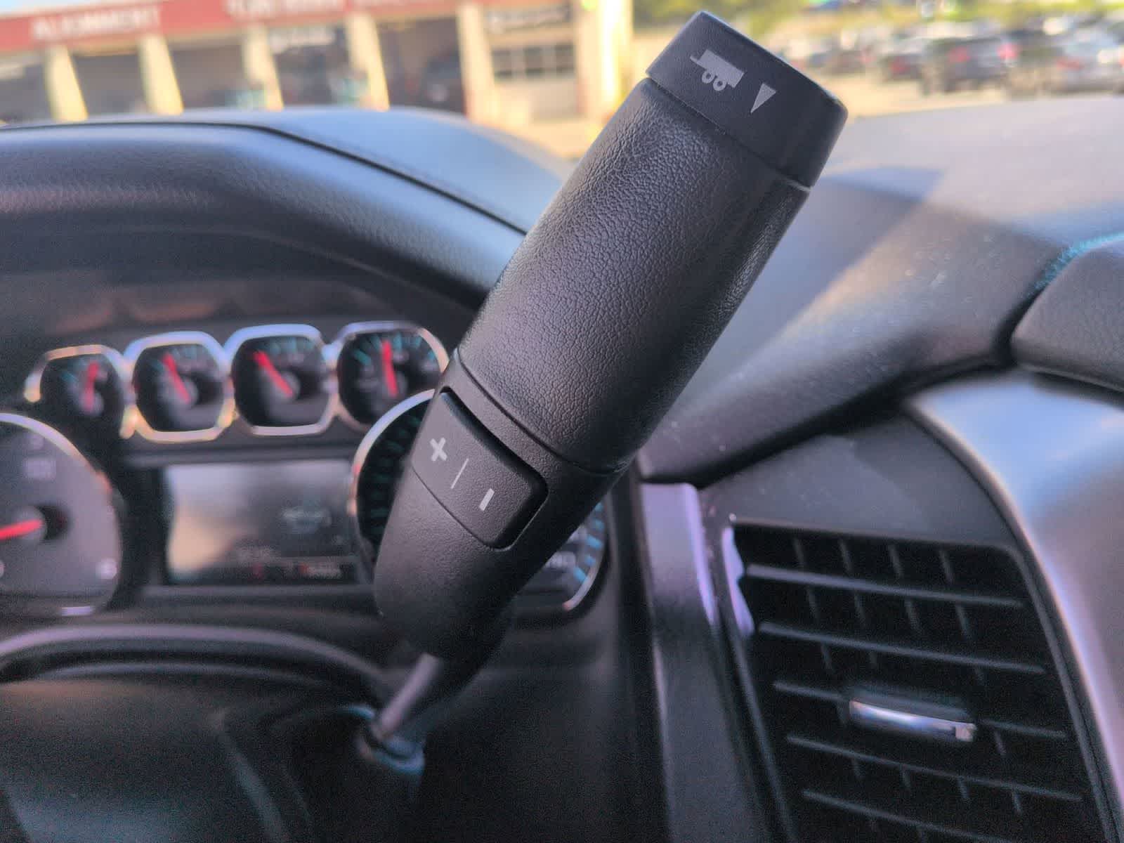 Thumbnail: 2019 Chevrolet Tahoe - 32