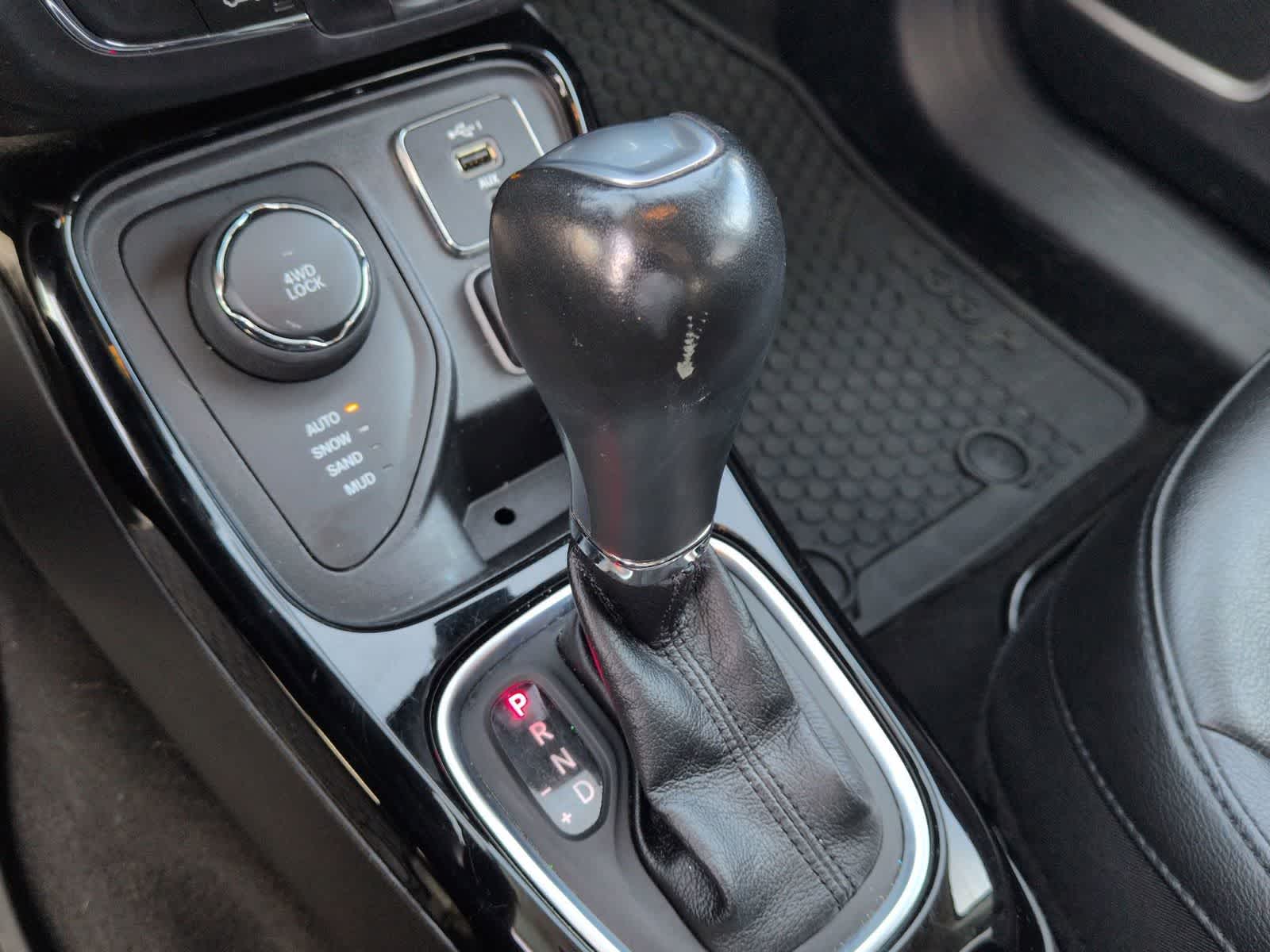 Thumbnail: 2021 Jeep Compass - 31