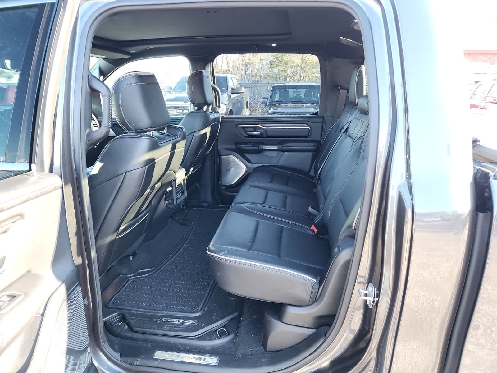 Thumbnail: 2021 RAM 1500 - 25