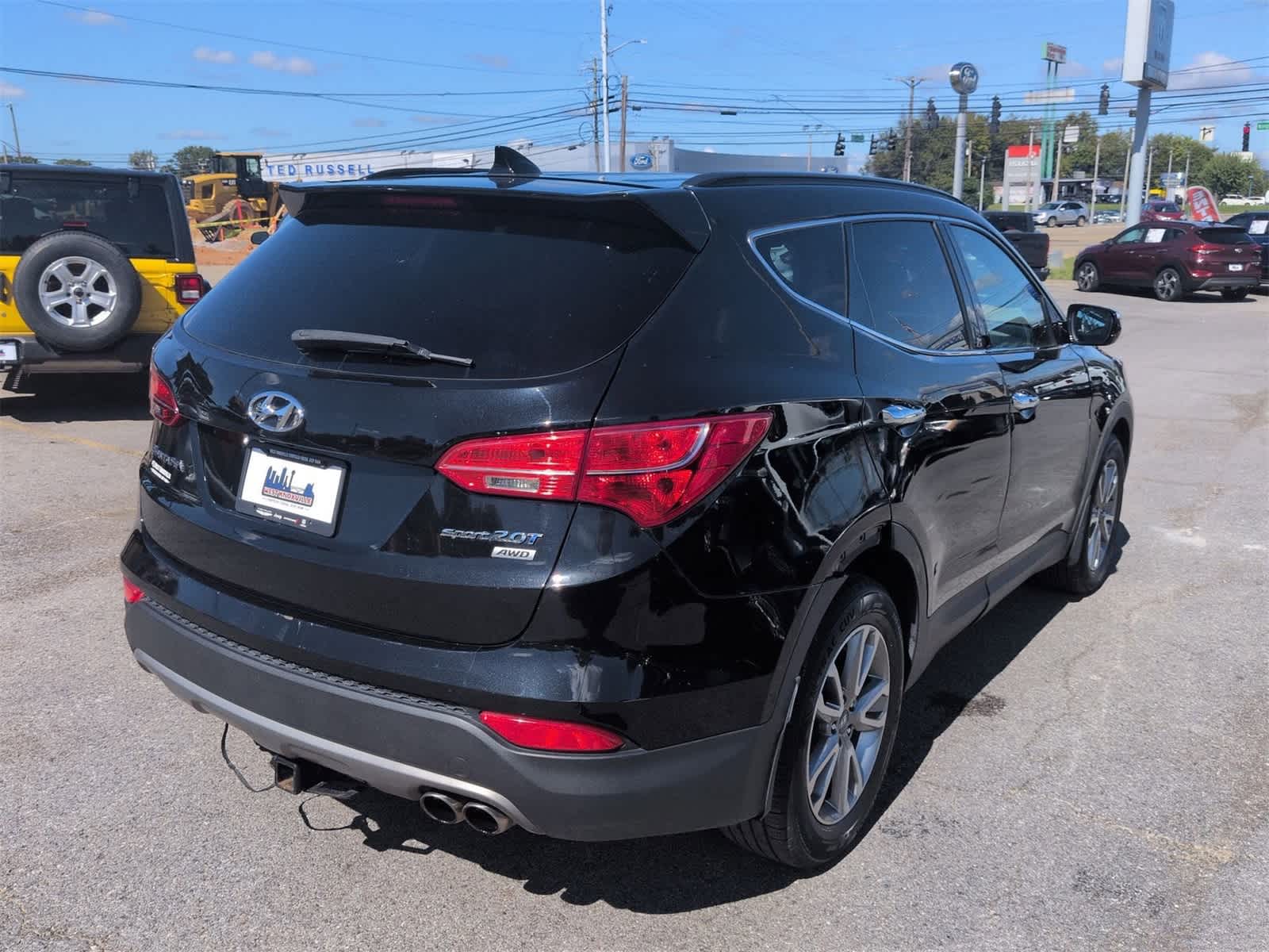 Thumbnail: 2016 Hyundai Santa Fe - 8
