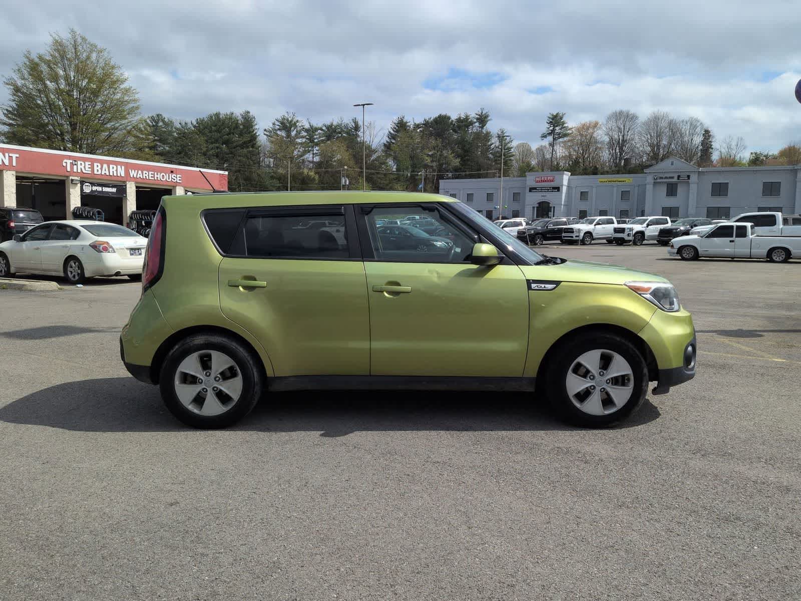 Thumbnail: 2018 Kia Soul - 9