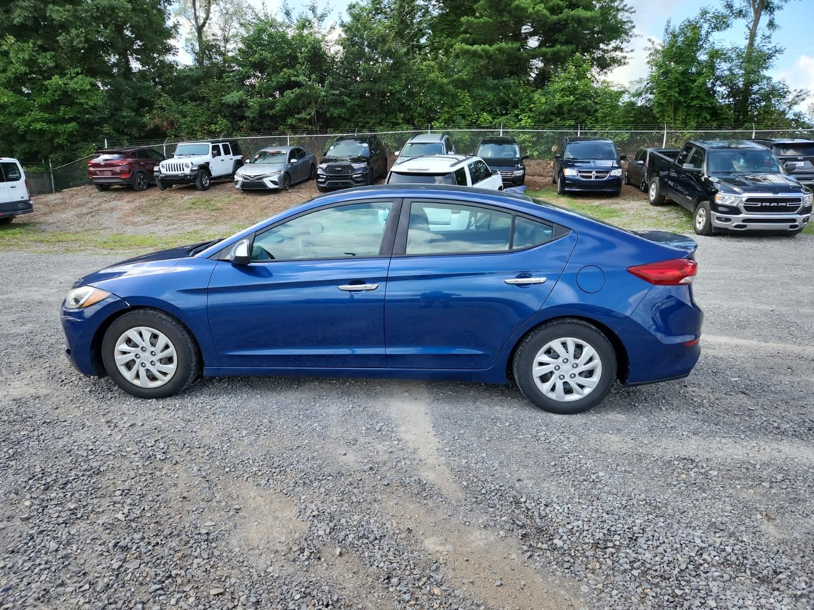 Thumbnail: 2017 Hyundai Elantra - 2