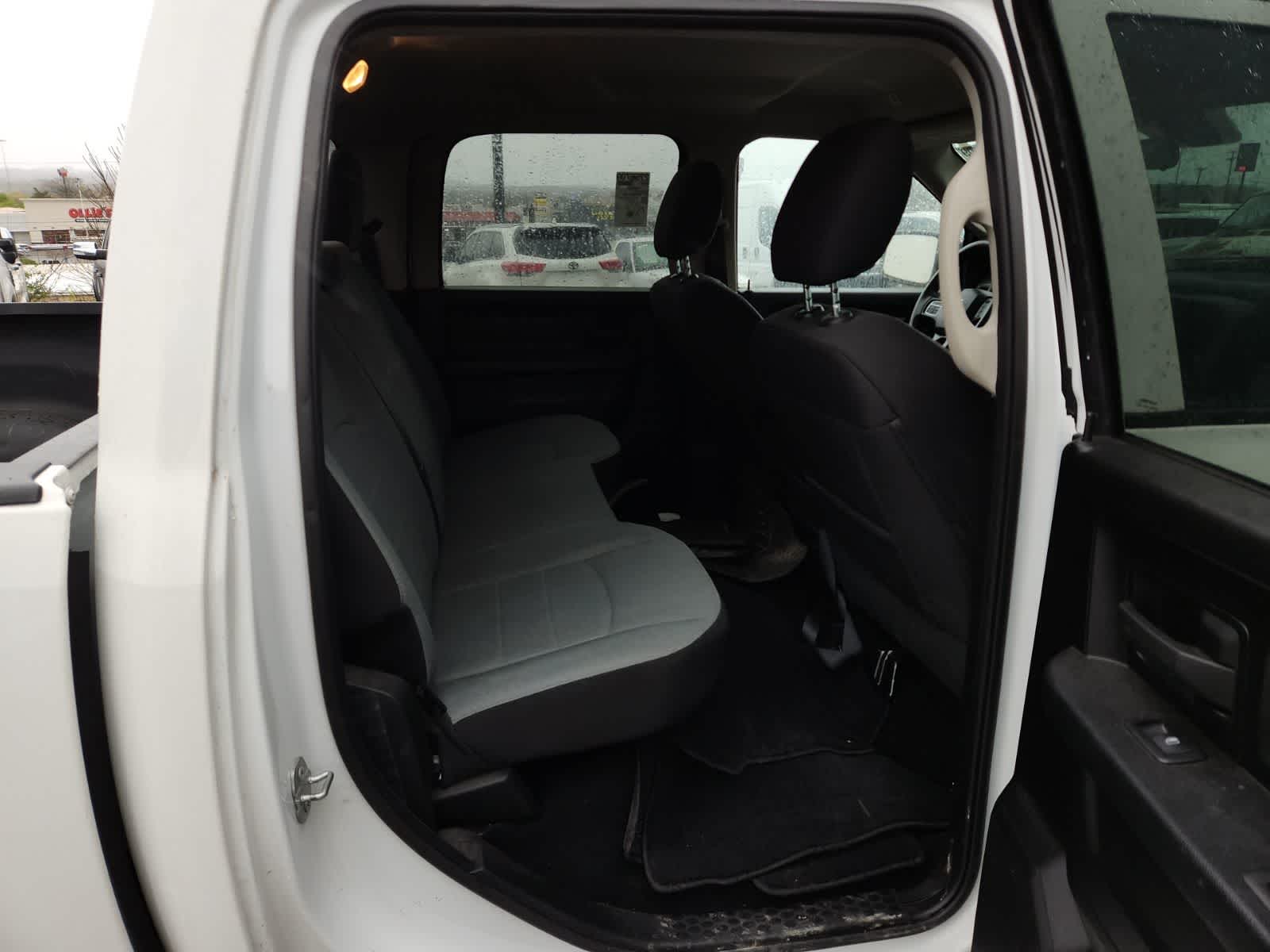 Thumbnail: 2022 RAM 1500 Classic - 23