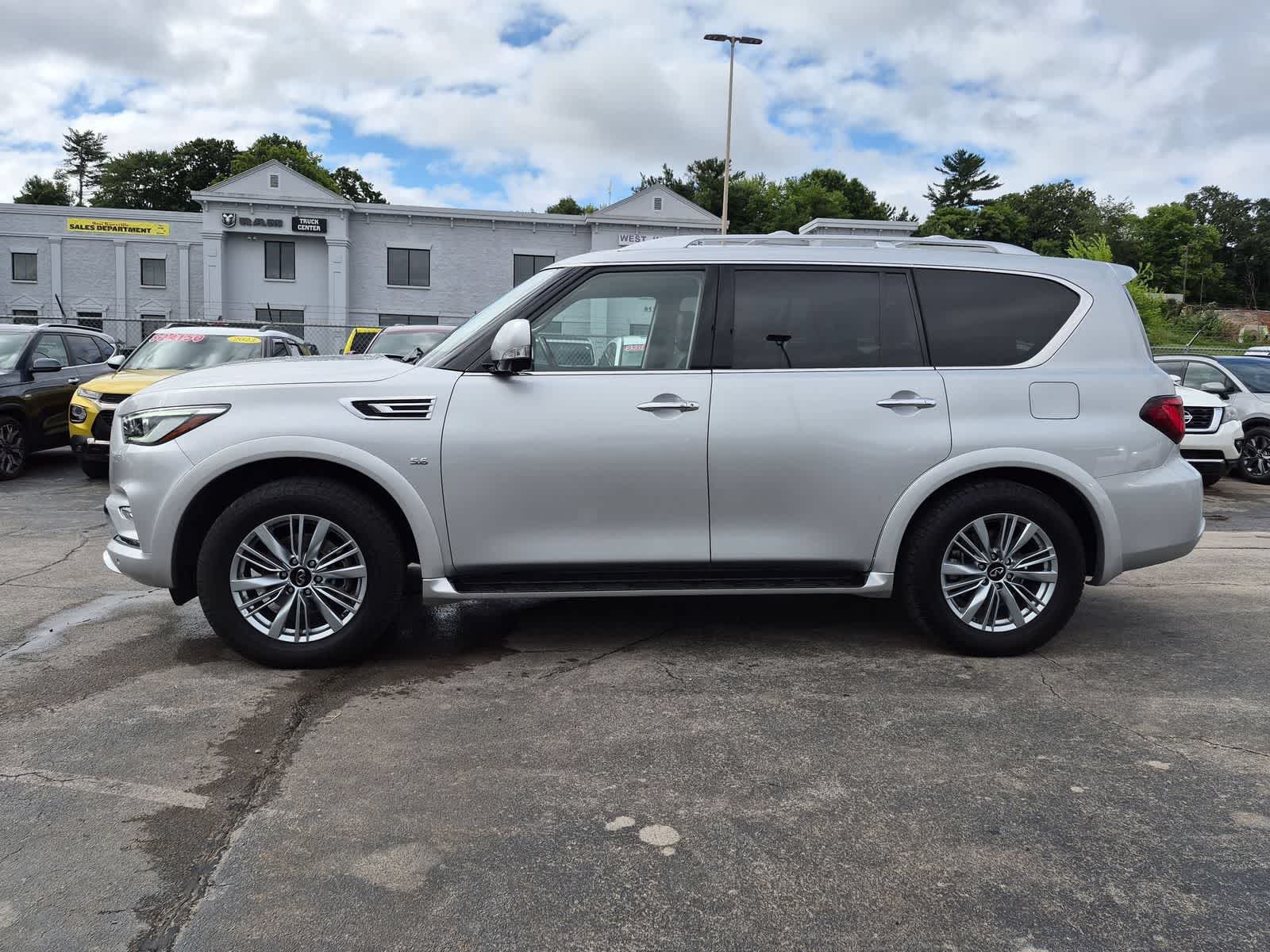 Thumbnail: 2019 INFINITI QX80 - 2