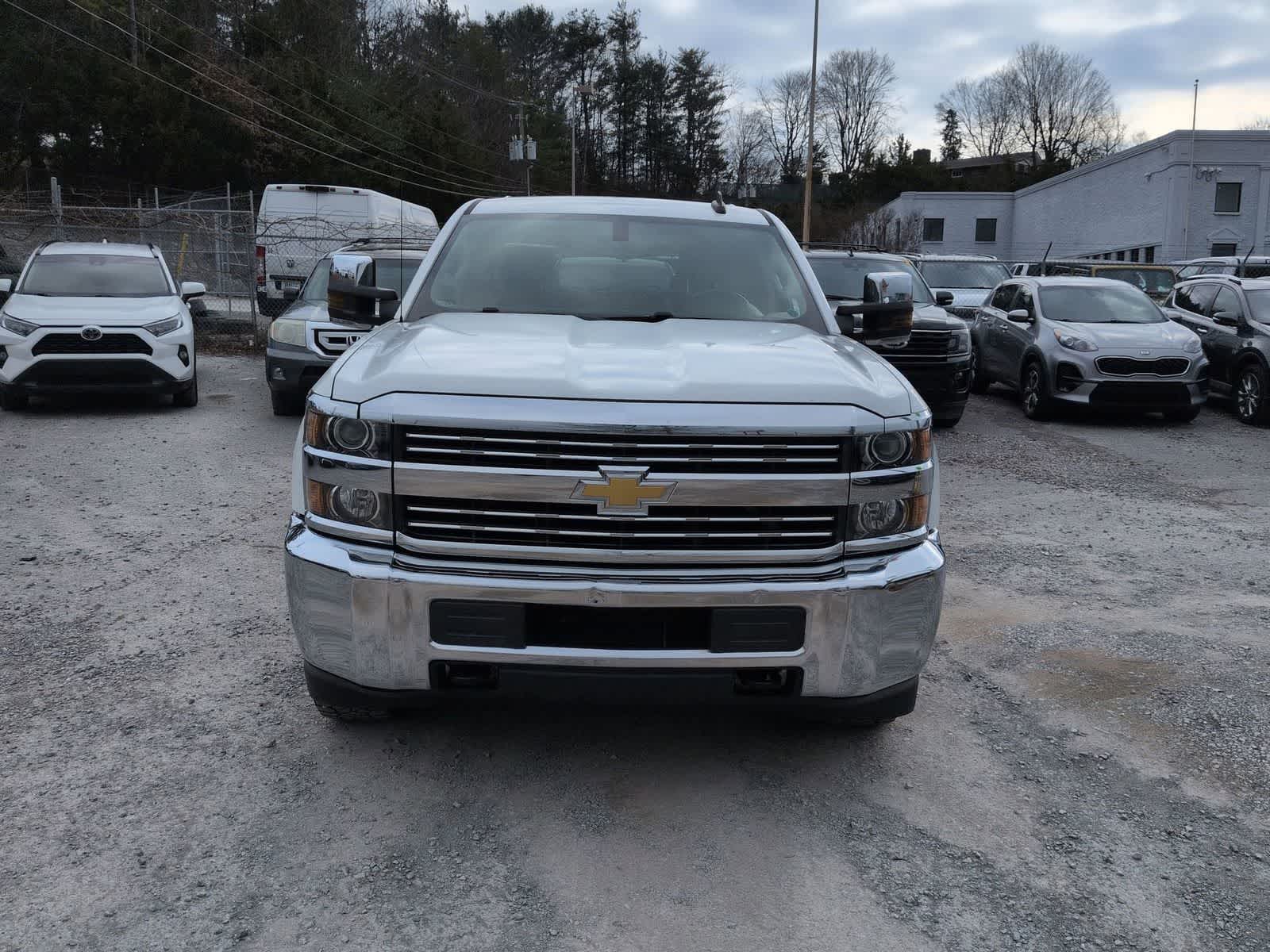 Thumbnail: 2017 Chevrolet Silverado 2500 - 3