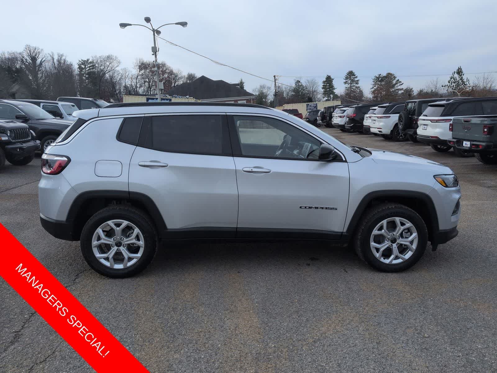 Thumbnail: 2026 Jeep Compass - 9