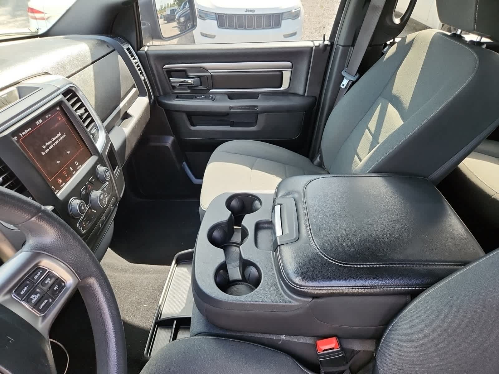 Thumbnail: 2021 RAM 1500 Classic - 12