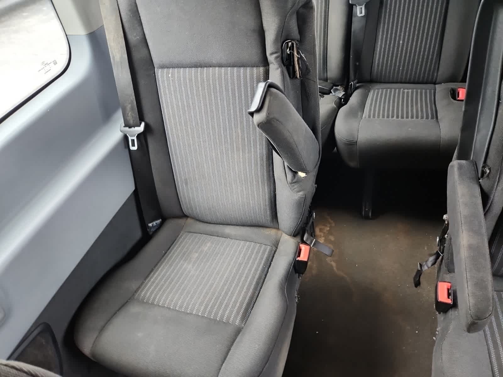 Thumbnail: 2015 Ford Transit Series - 28