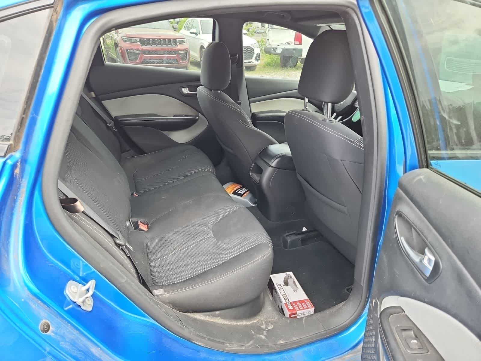 Thumbnail: 2016 Dodge Dart - 23