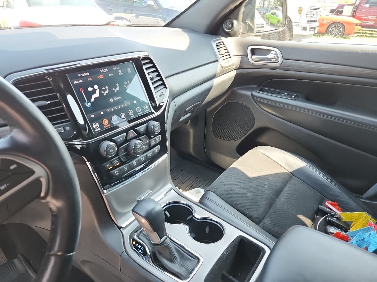 Thumbnail: 2021 Jeep Grand Cherokee - 10