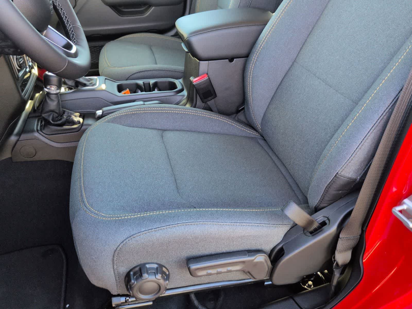 Thumbnail: 2026 Jeep Wrangler - 15