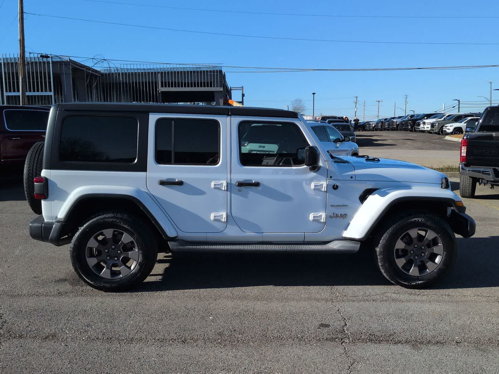 Thumbnail: 2018 Jeep Wrangler - 9