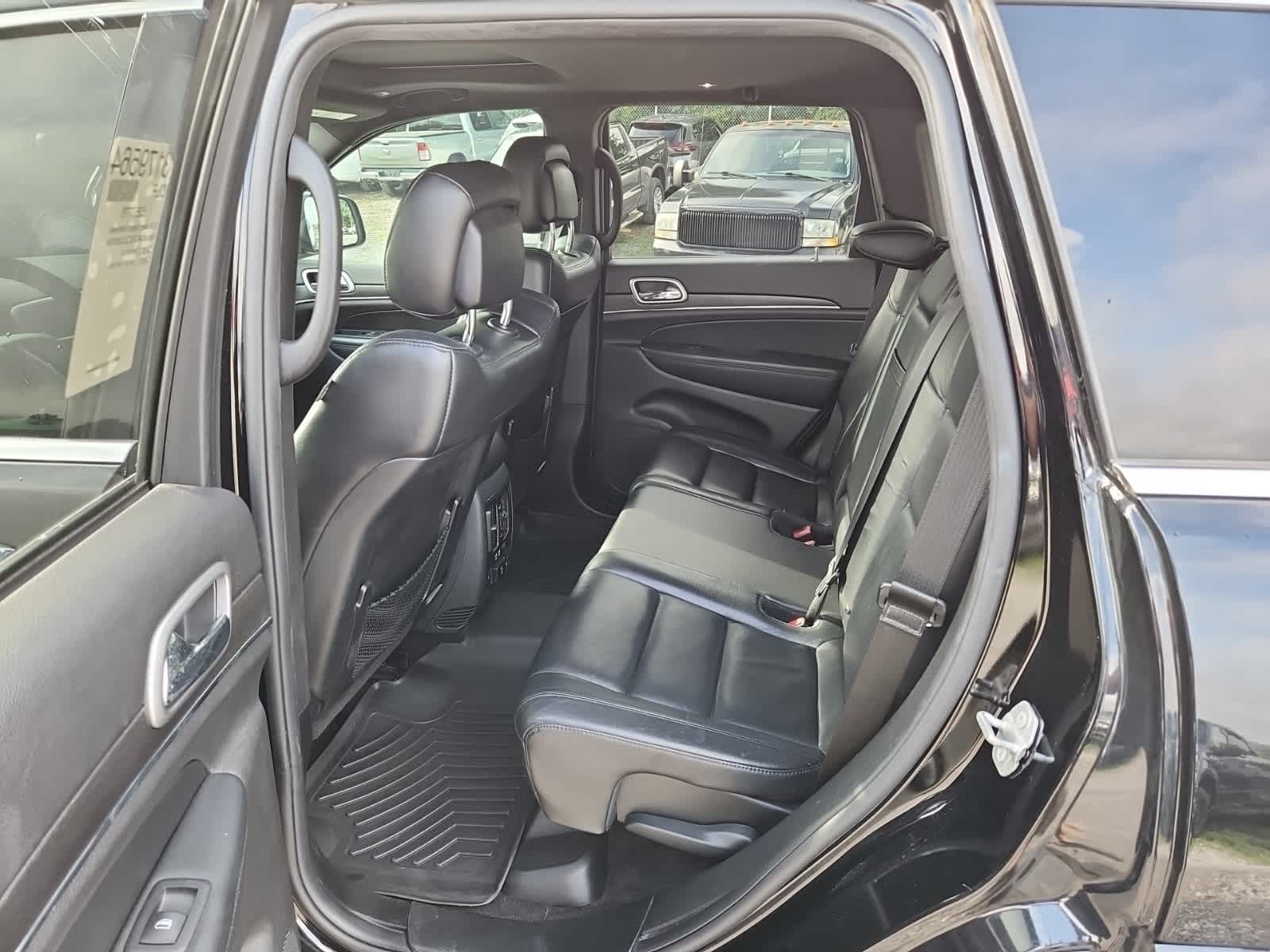 Thumbnail: 2018 Jeep Grand Cherokee - 26
