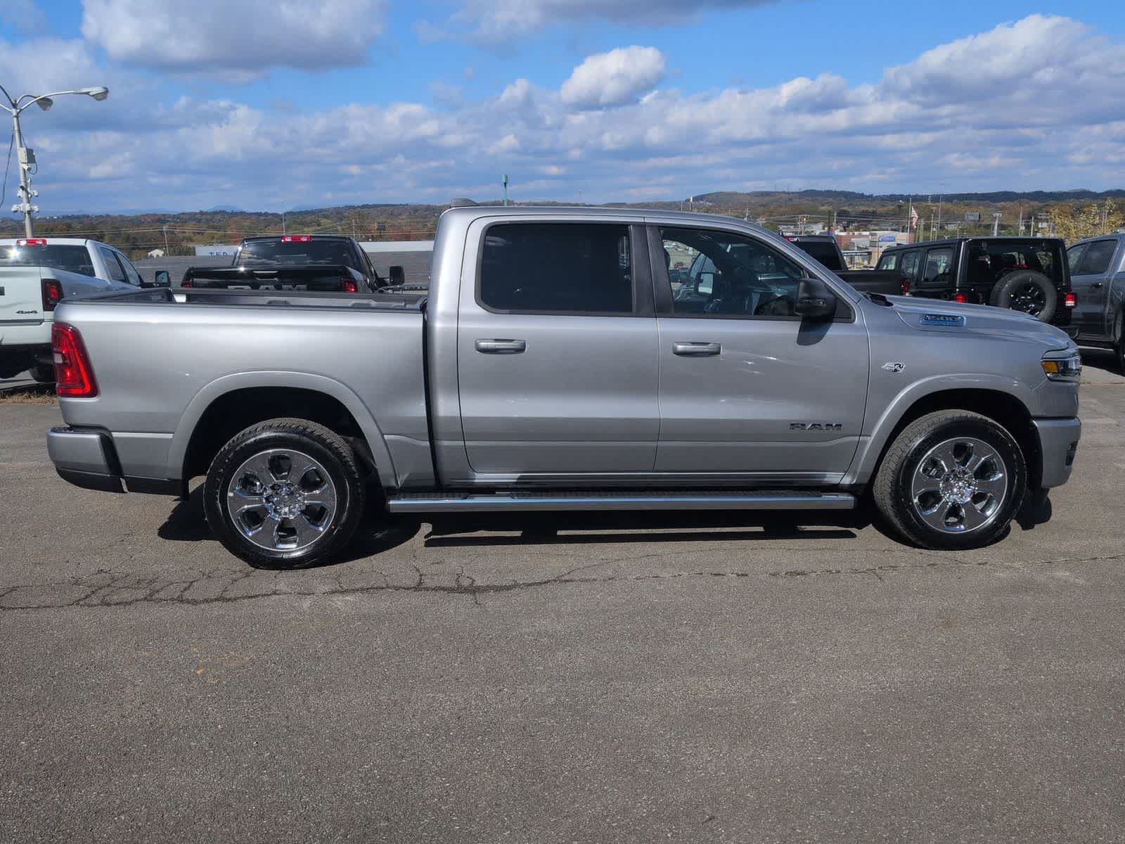 Thumbnail: 2026 RAM 1500 - 9