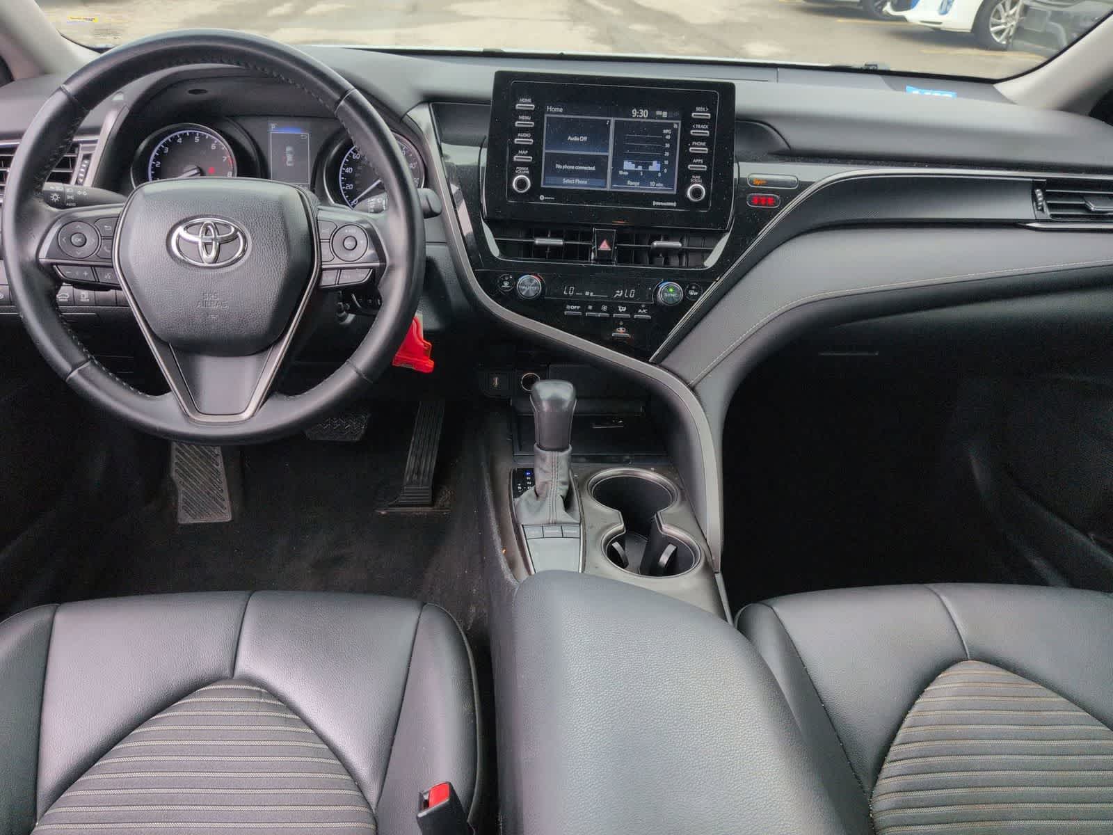 Thumbnail: 2022 Toyota Camry - 15